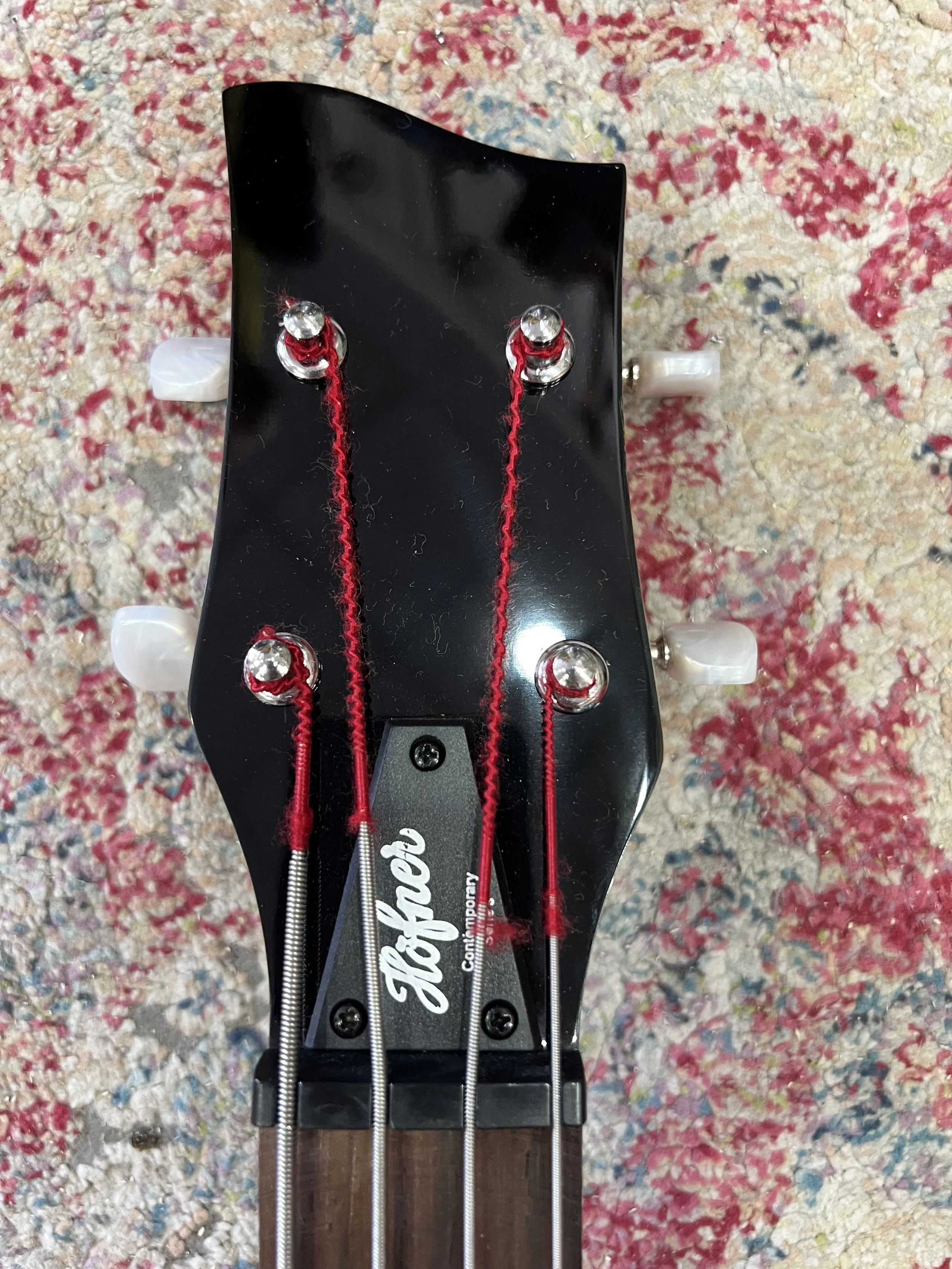 Höfner-Shorty-Bass-Guitar-Black-07.jpeg