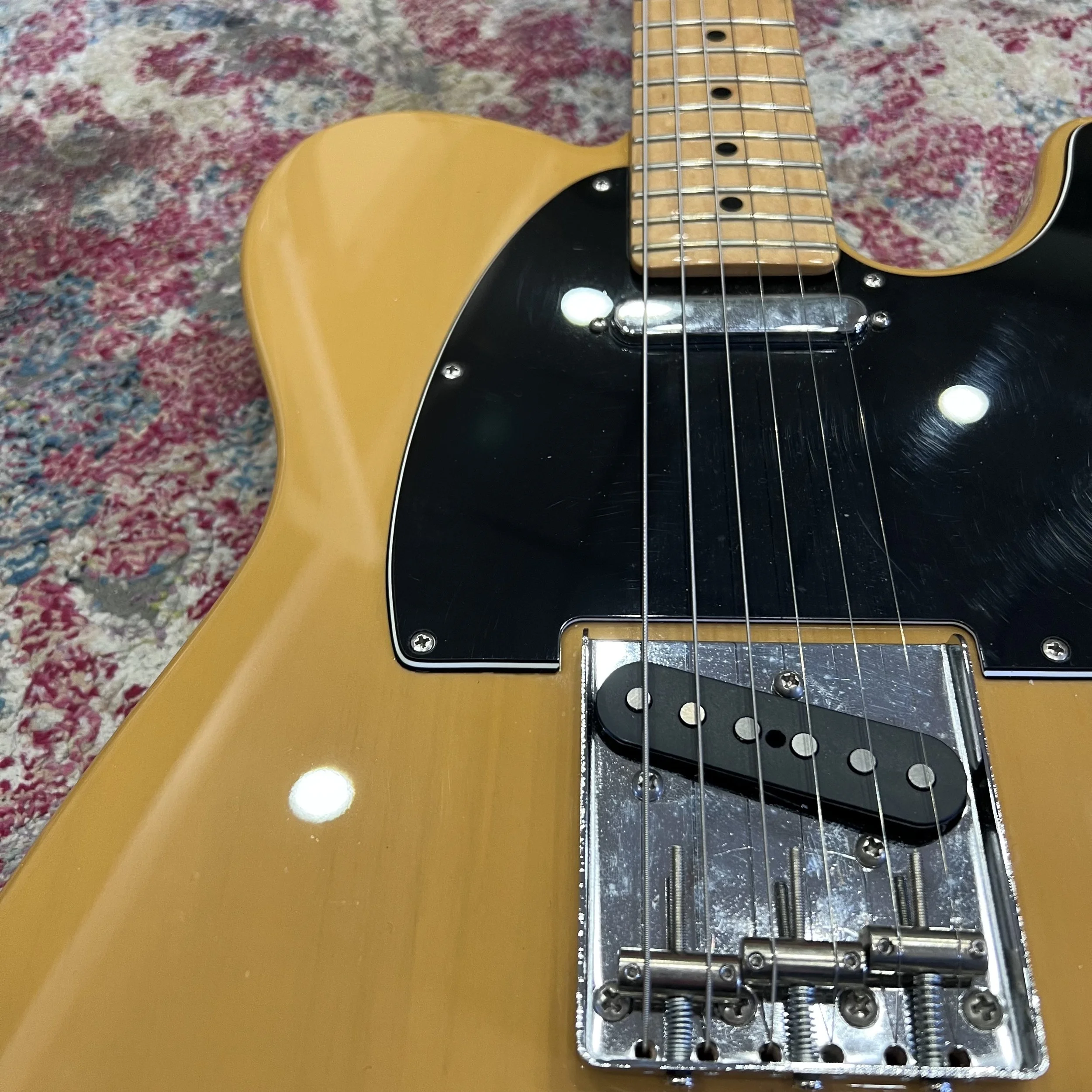 FenderPlayerTelecasterButterscotchBlonde_04.jpeg