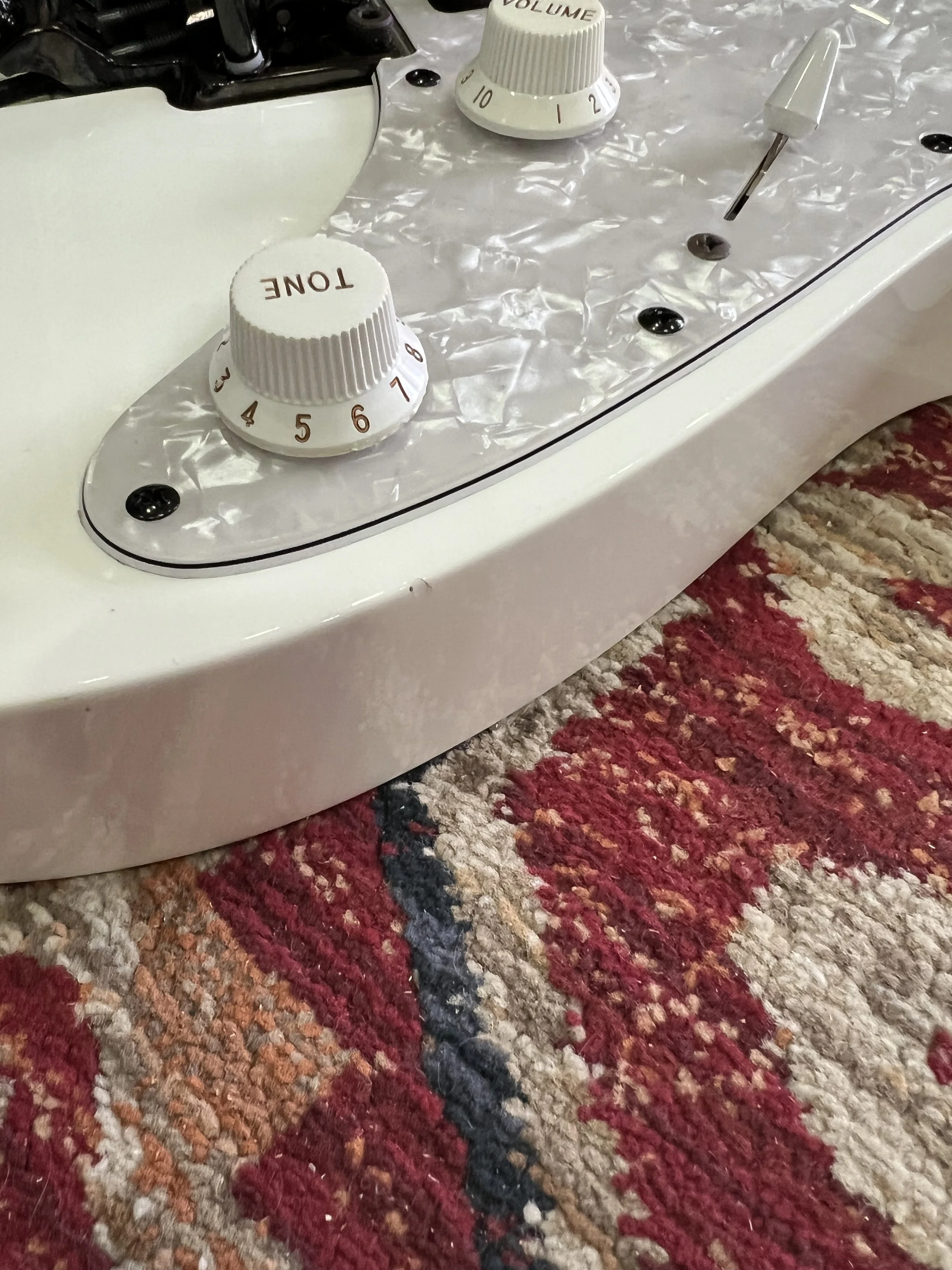 Ibanez-JEM-MIJ-White-015.jpeg