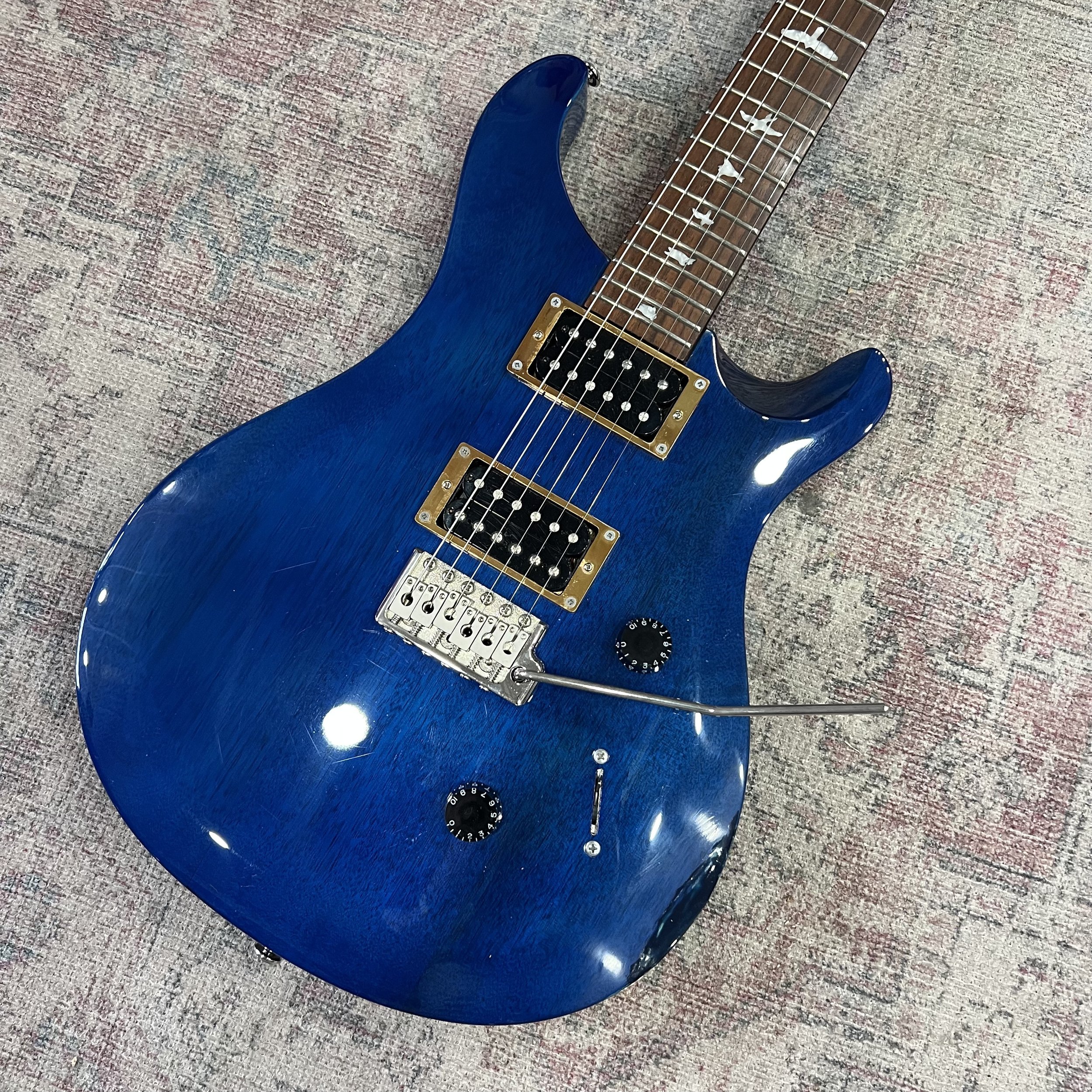 PRS-SE-Standar-Electric-Guitar-Translucent-Blue-02.jpeg