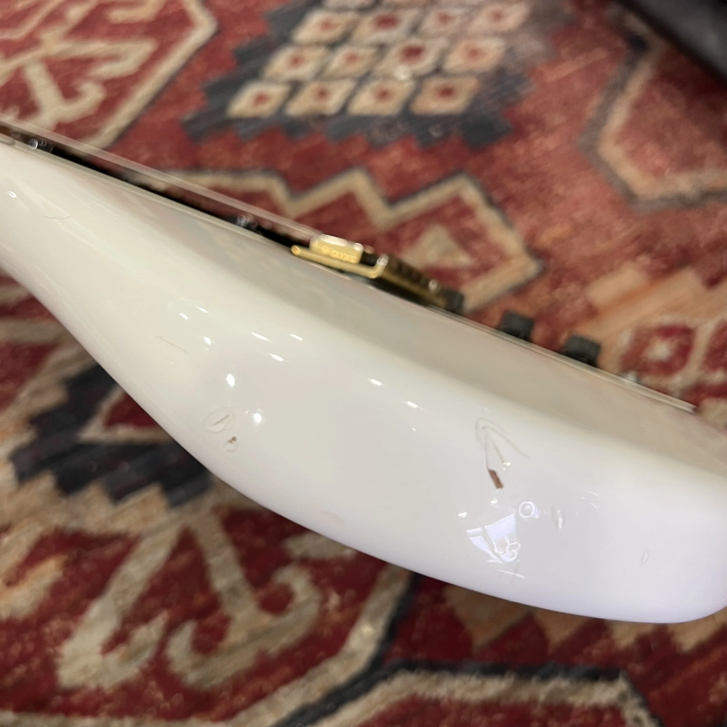 BurnsMarquee-Electric-Guitar-VintageWhite-013.jpeg