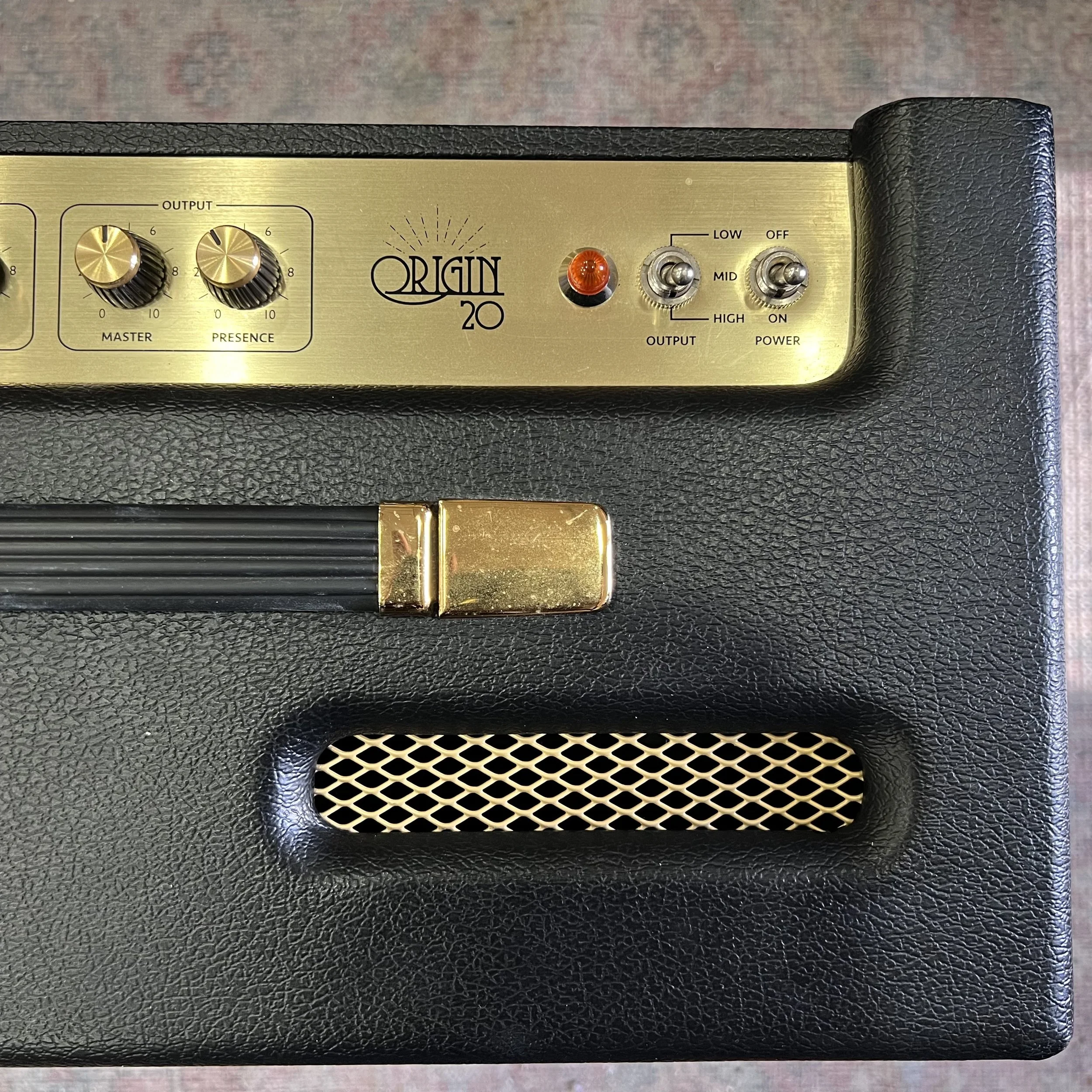 MARSHALL-Origin20-Guitar-Amp-06.jpeg