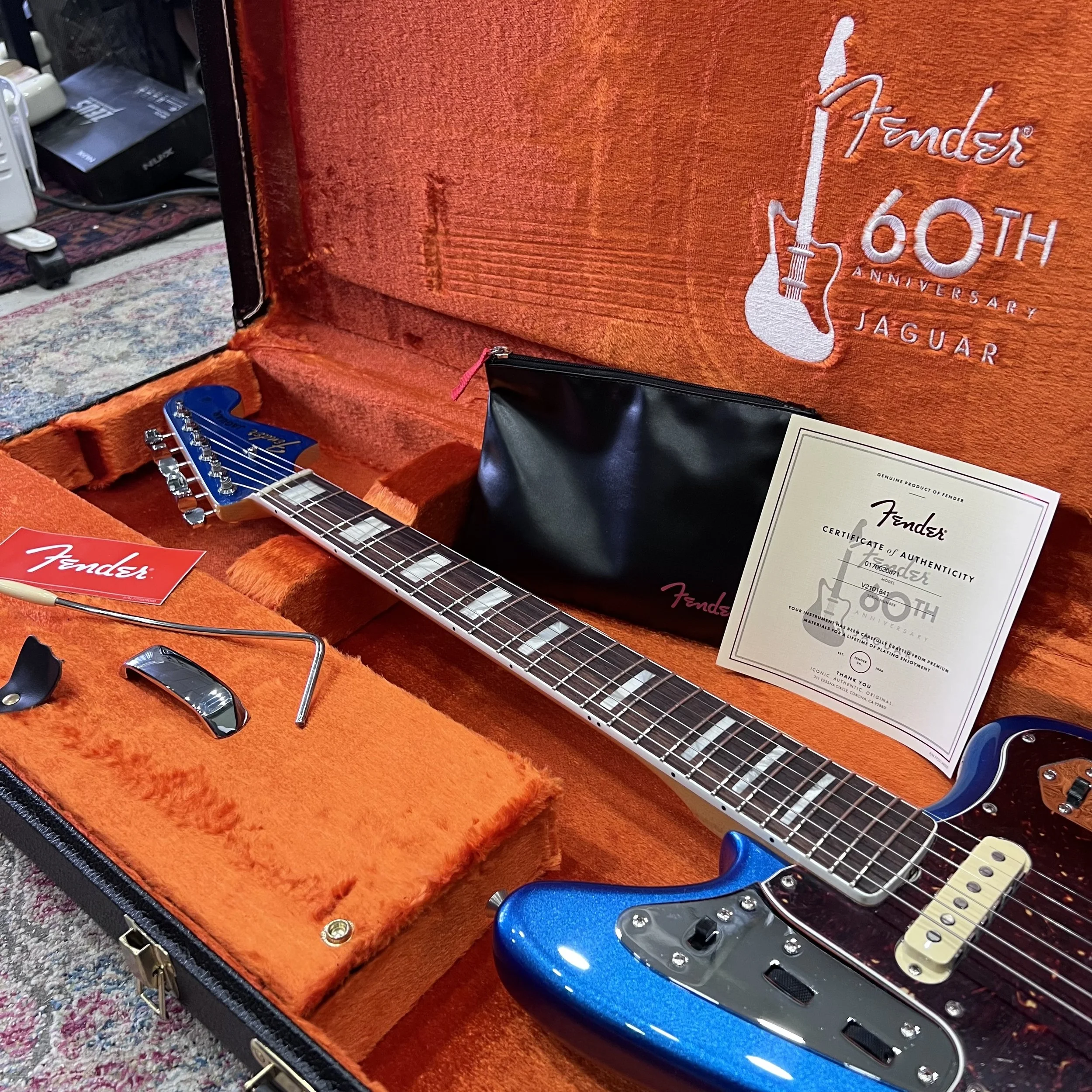 FenderJaguar60MysticBlue_08.jpeg