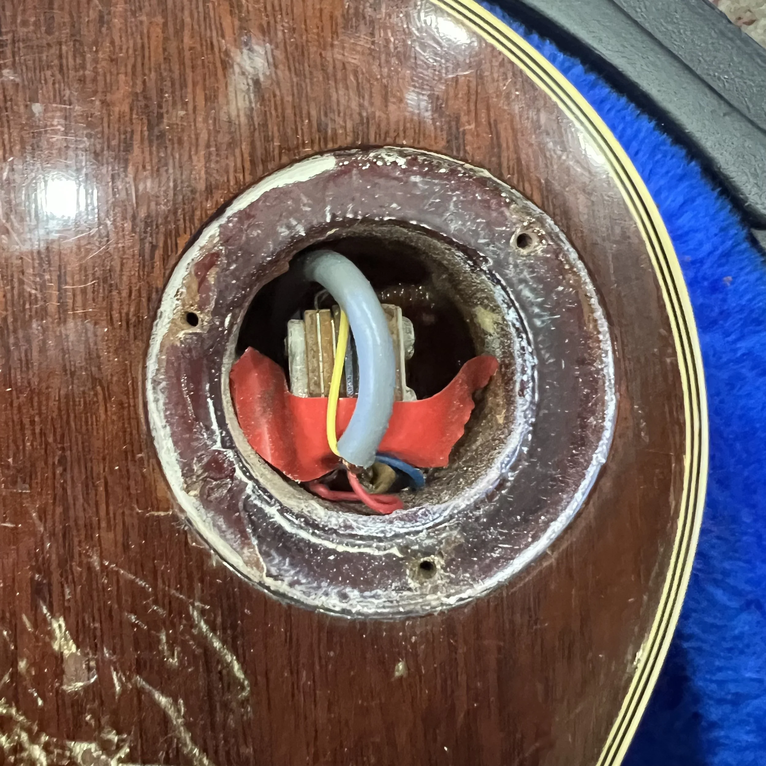 Gibson-Les-Paul-Custom-Vintage-Electric-Guitar-Walnut-08.jpeg