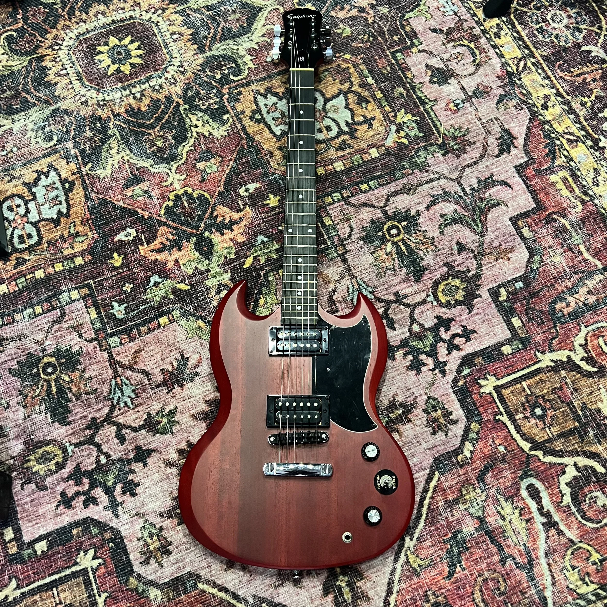 Epiphone-SG-Heriatge-Cherry-Electric-Guitar-01.jpeg