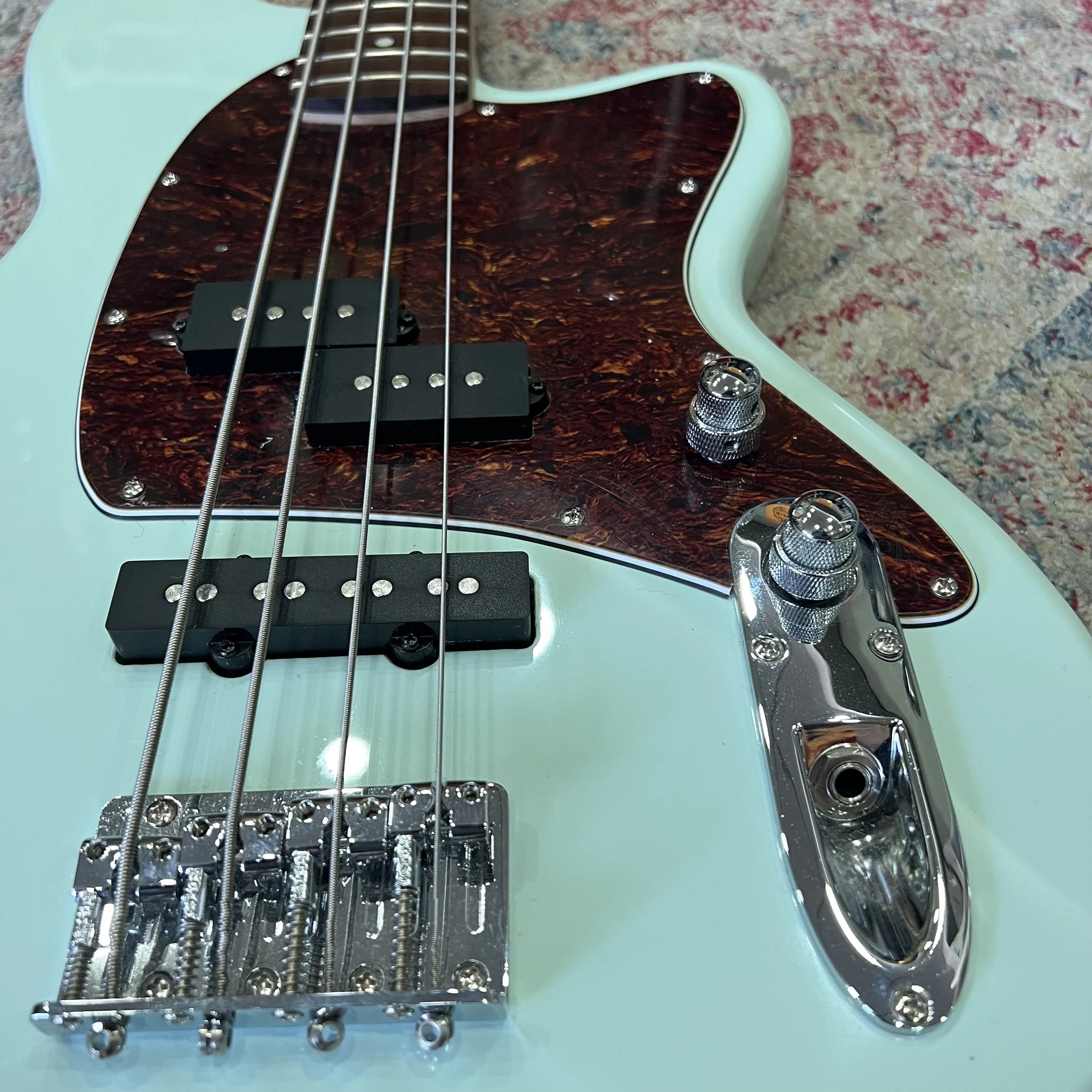 Ibanez-Talma-Bass-Guitar-TMB100-MintGreen-4.jpeg
