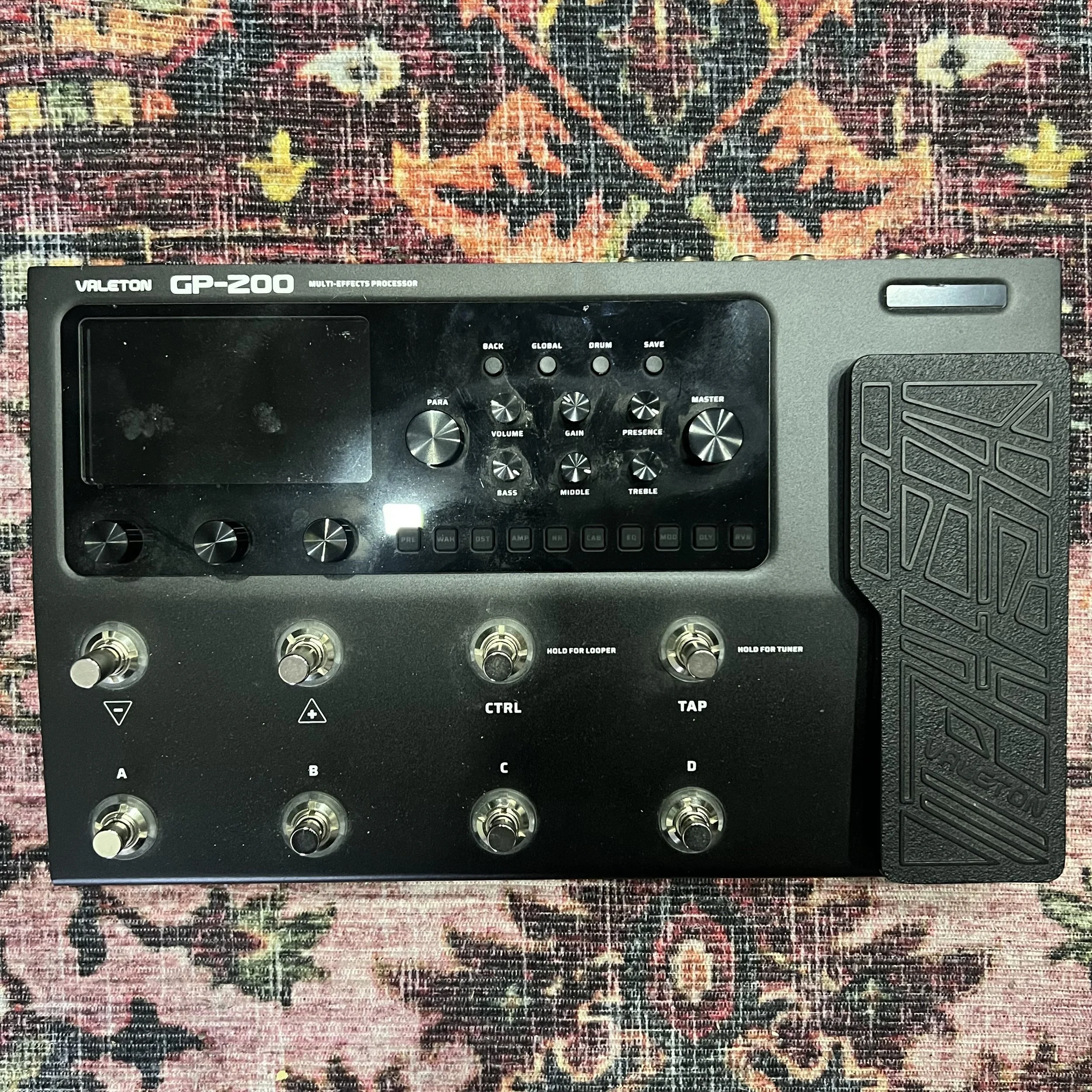 Valeton-GP200-Multieffects-Processor-04.jpeg