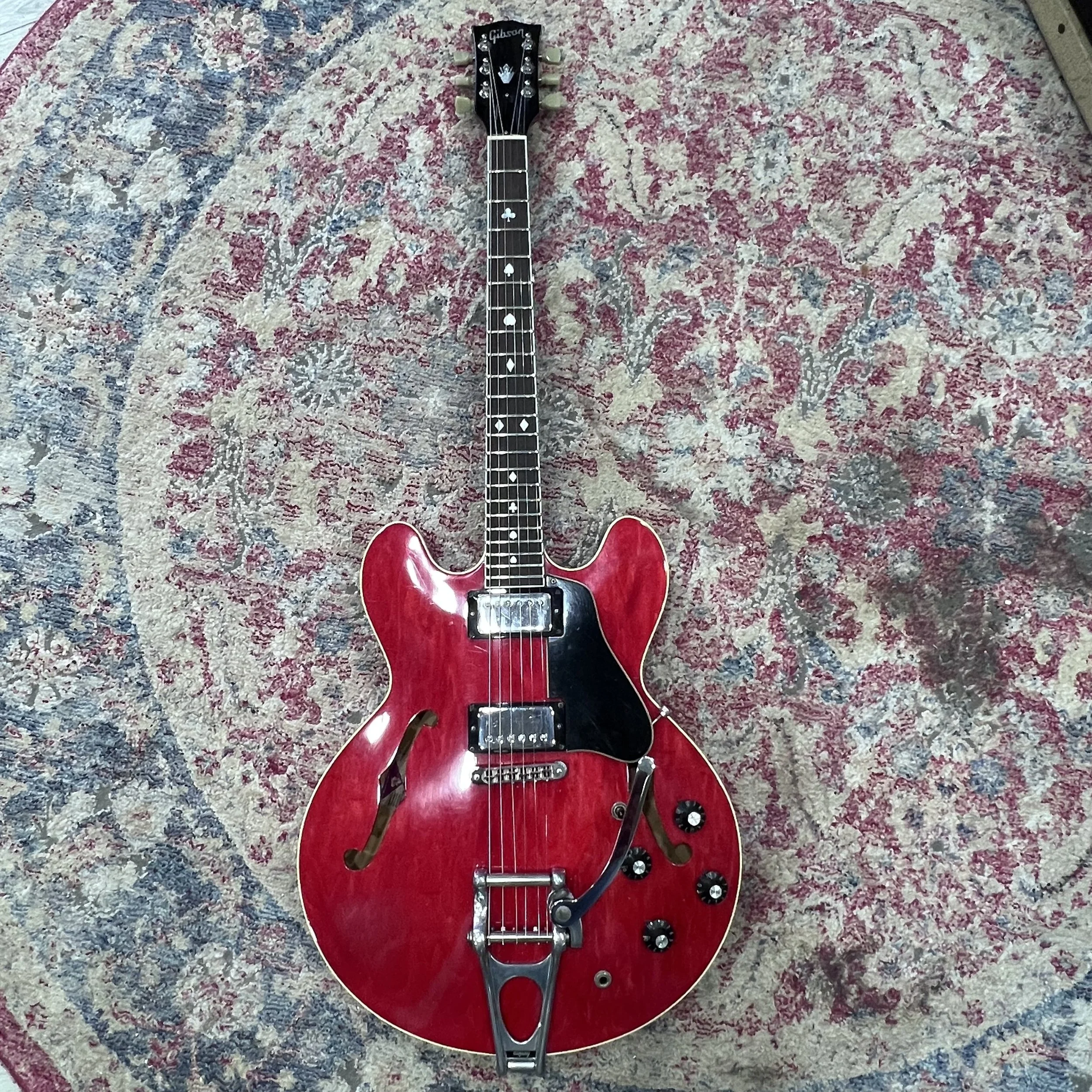 Gibson335TD_Cherry_06.jpeg