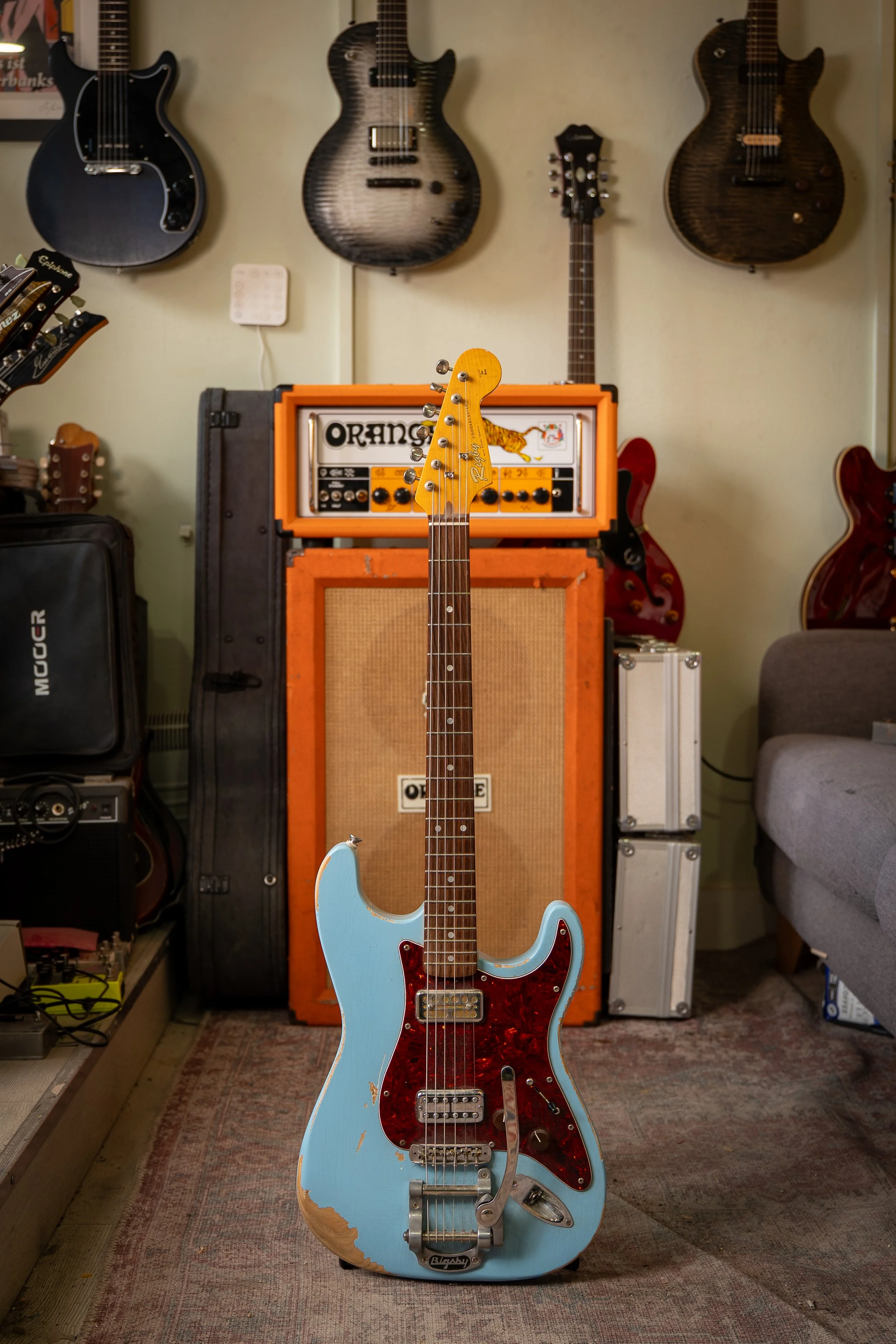 The blue coodercaster