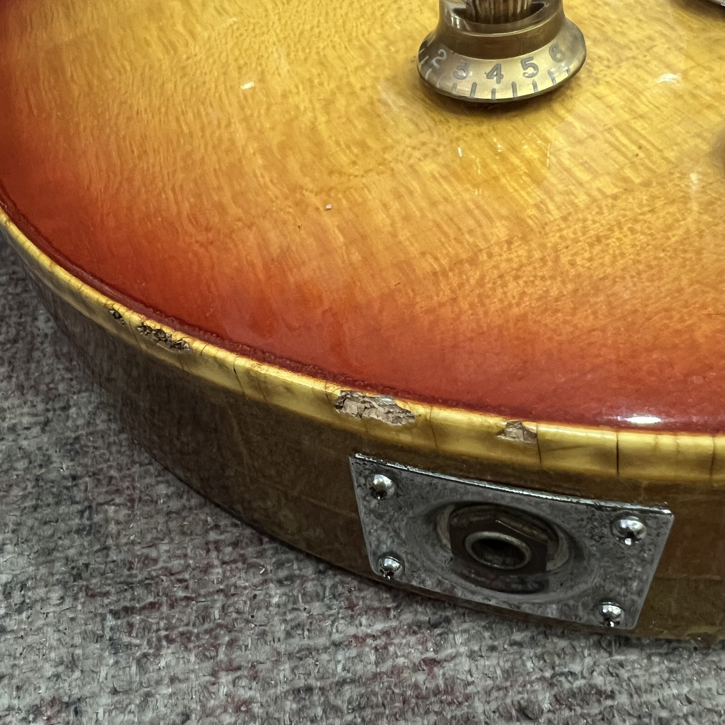 Greco-Custom-Electric-Guitar-CherrySunburst-017.jpeg