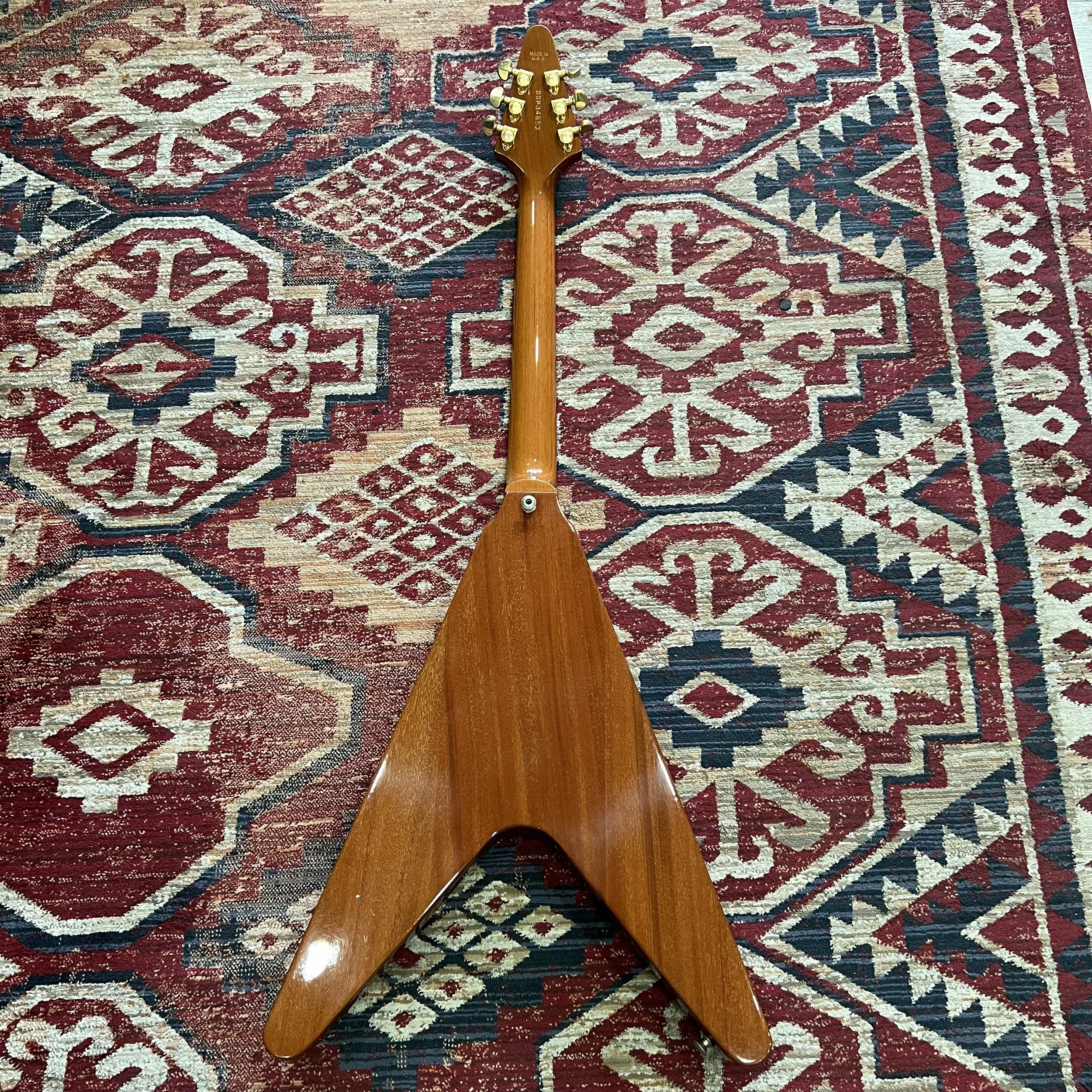 Gibson-FlyingV-Natural-08.jpeg