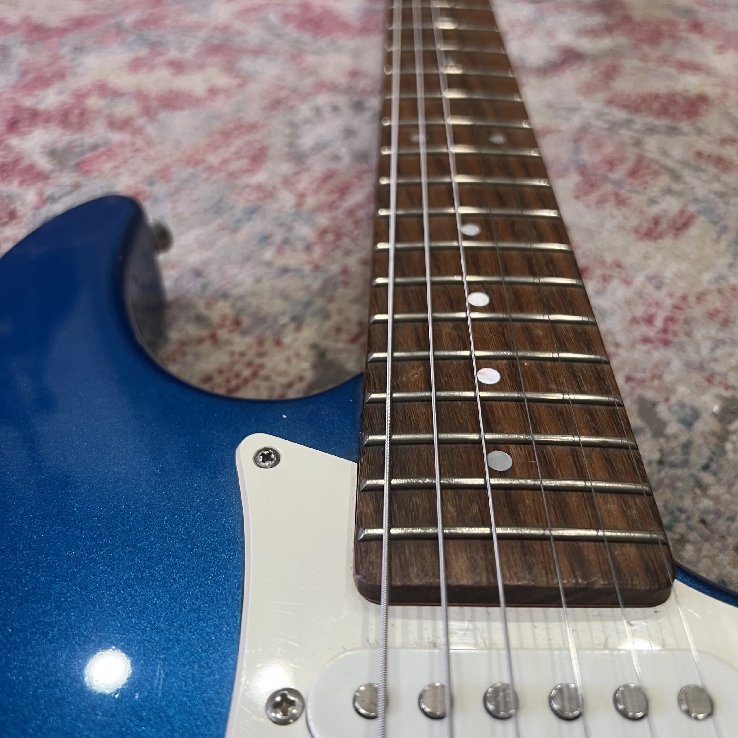 Yamaha-Pacifica-PAC012-sonicblue-05.jpeg
