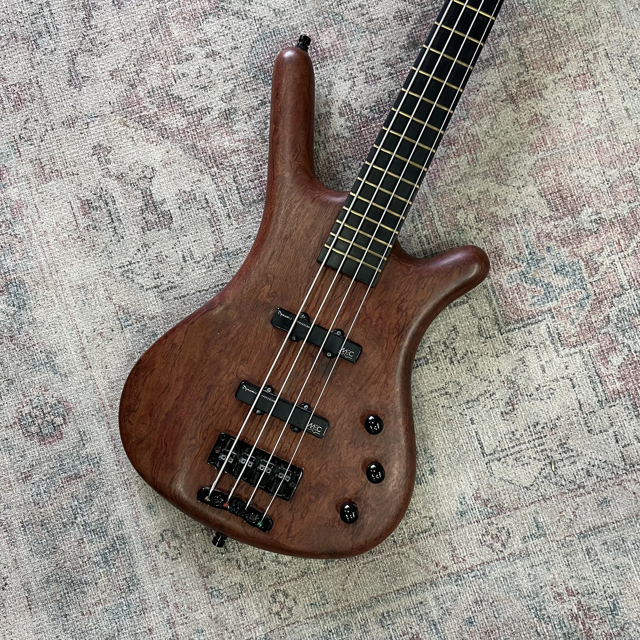Warwick-Corvette-Standard-Bass-Natural-02.jpeg
