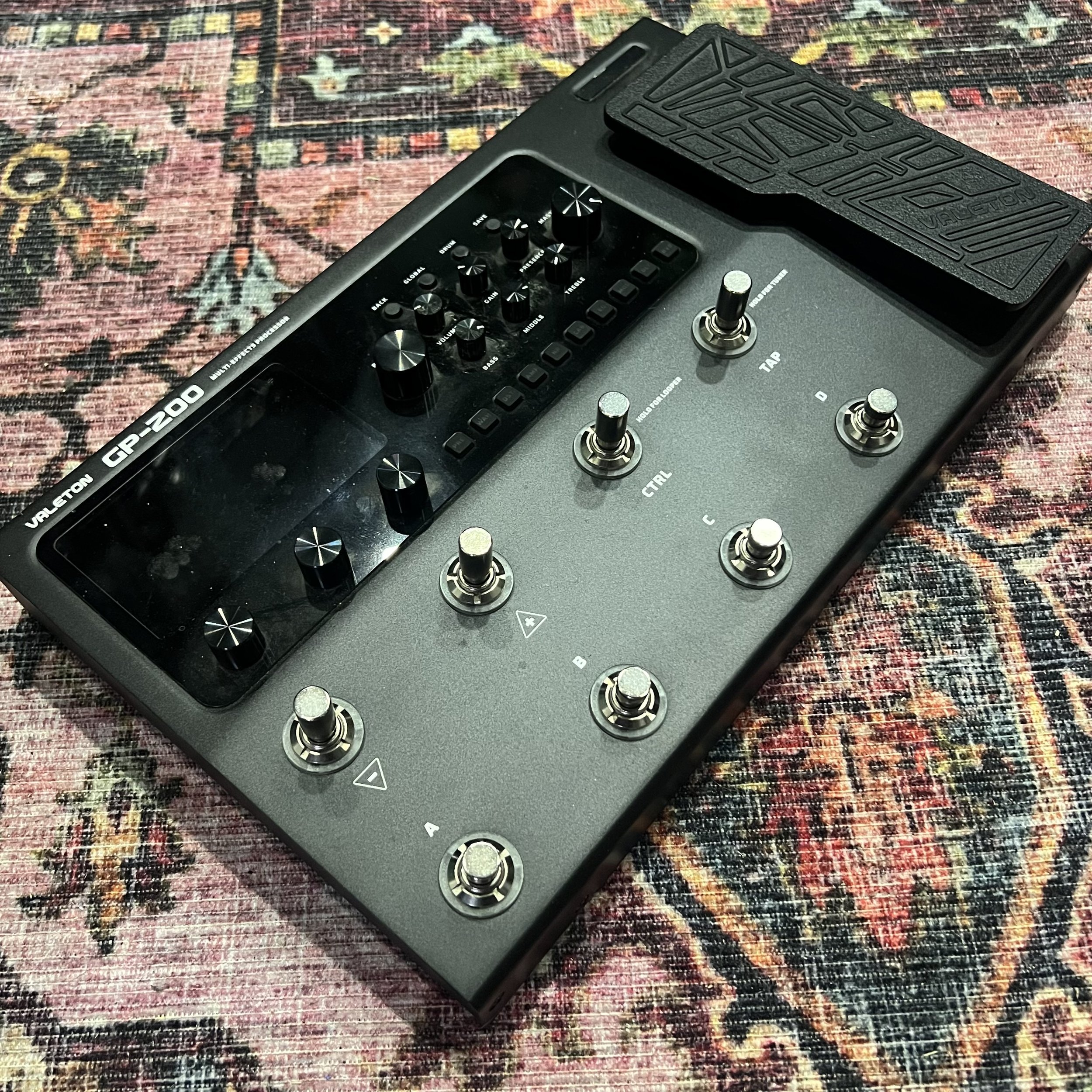 Valeton-GP200-Multieffects-Processor-08.jpeg