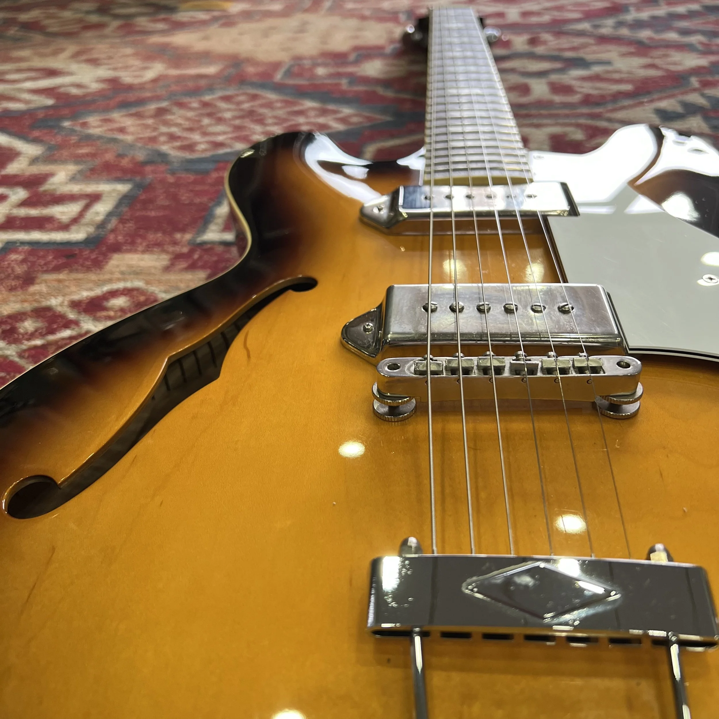 Epiphone-Elitist-1965-Casino-VintageSunburst-06.jpeg