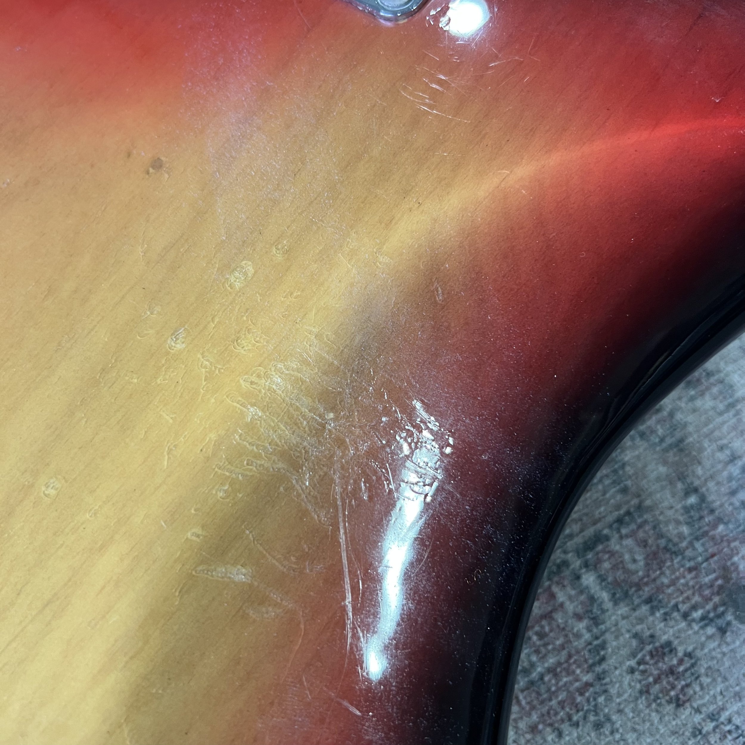 Fender-Jaguar-1969-Electric-Guitar-3Tone-Sunburst-024.jpeg