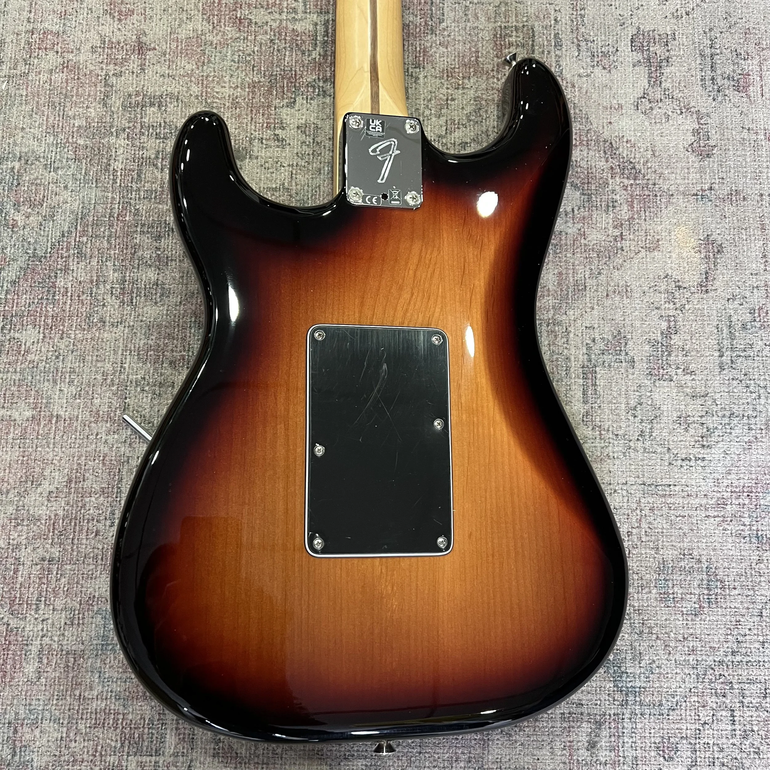 Fender-Stratocaster-MIM-Electric-Guitar-Sunburst-09.jpeg