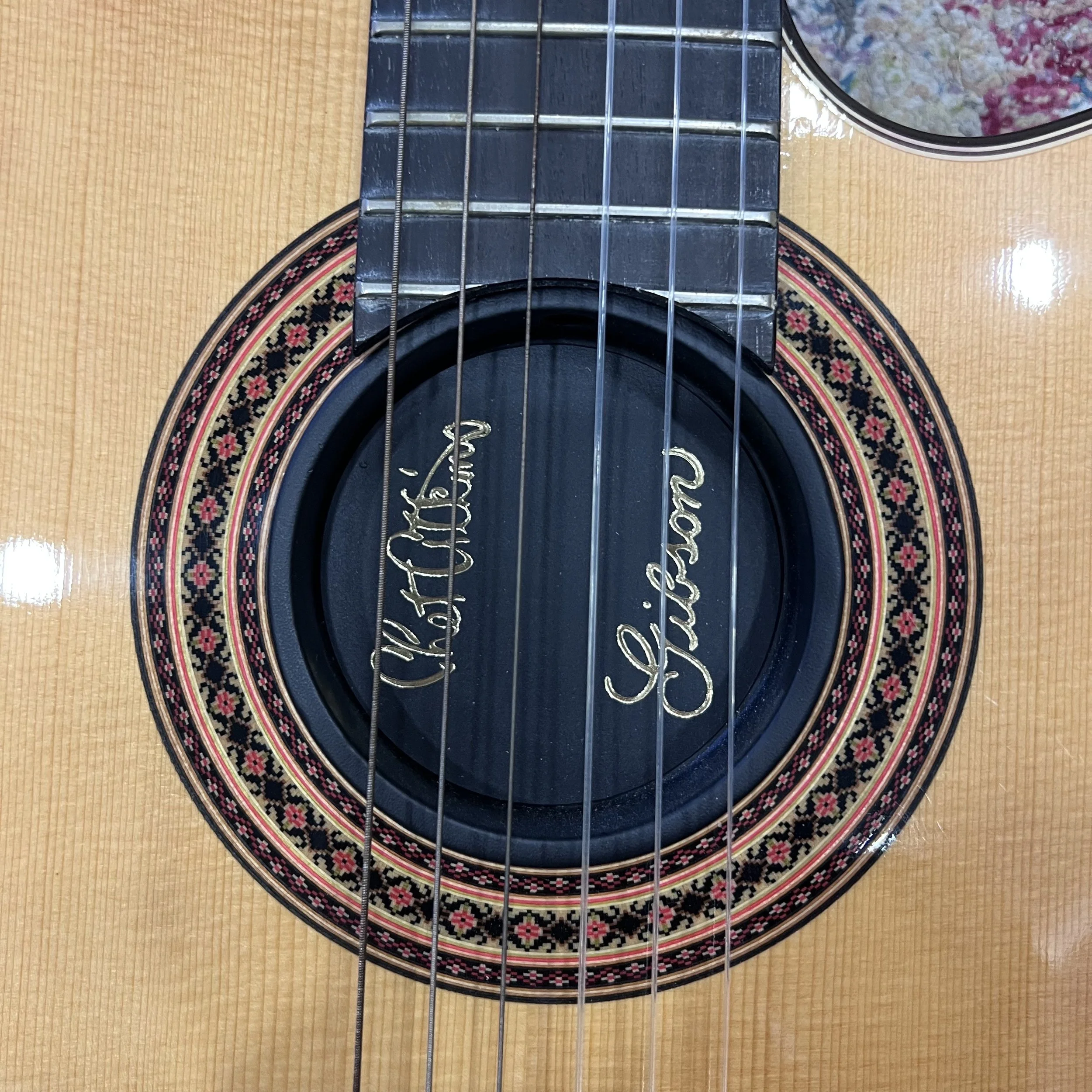 Gibson Chet Atkins SST solid-body acoustic_07.jpeg