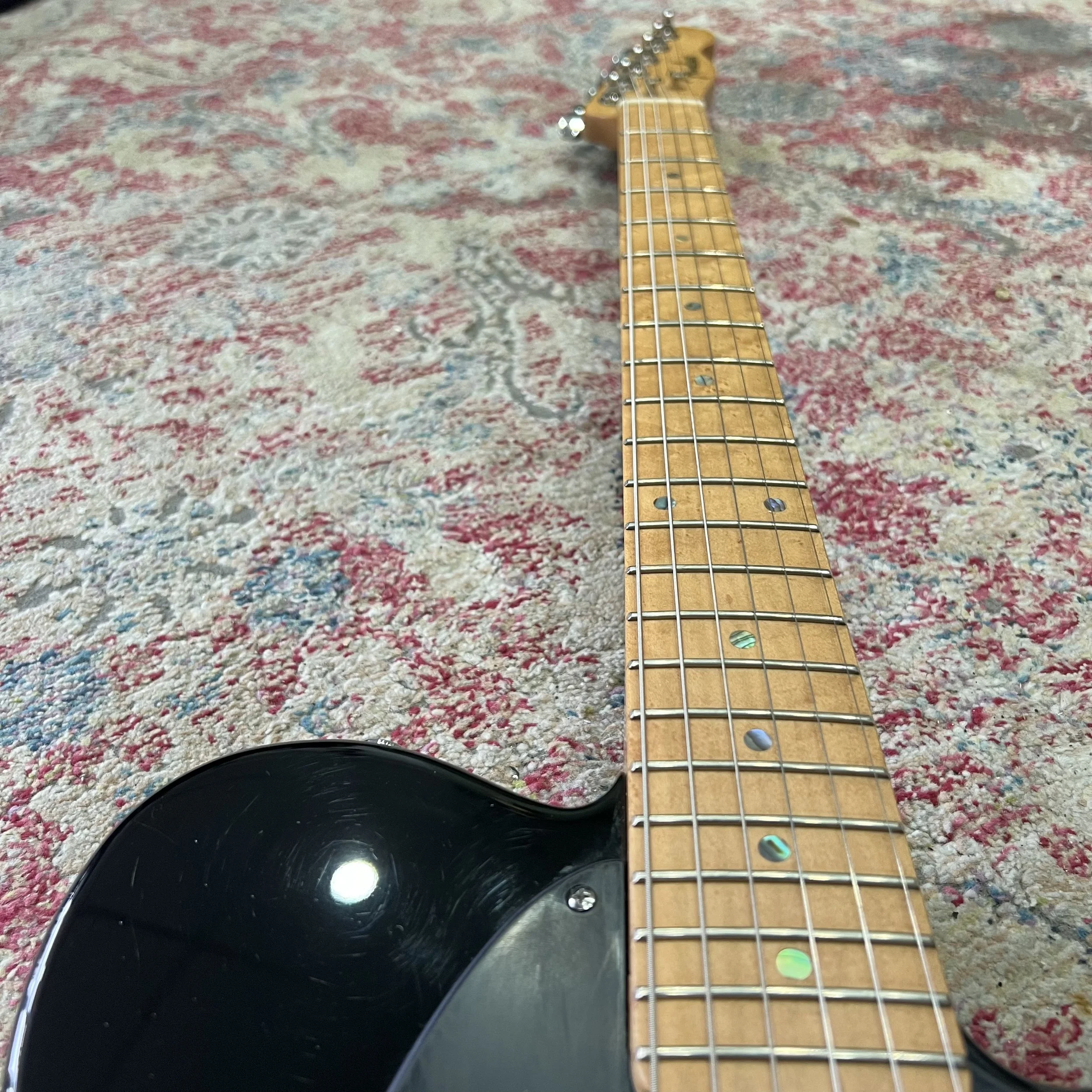 FenderTelecasterblack_05.jpeg