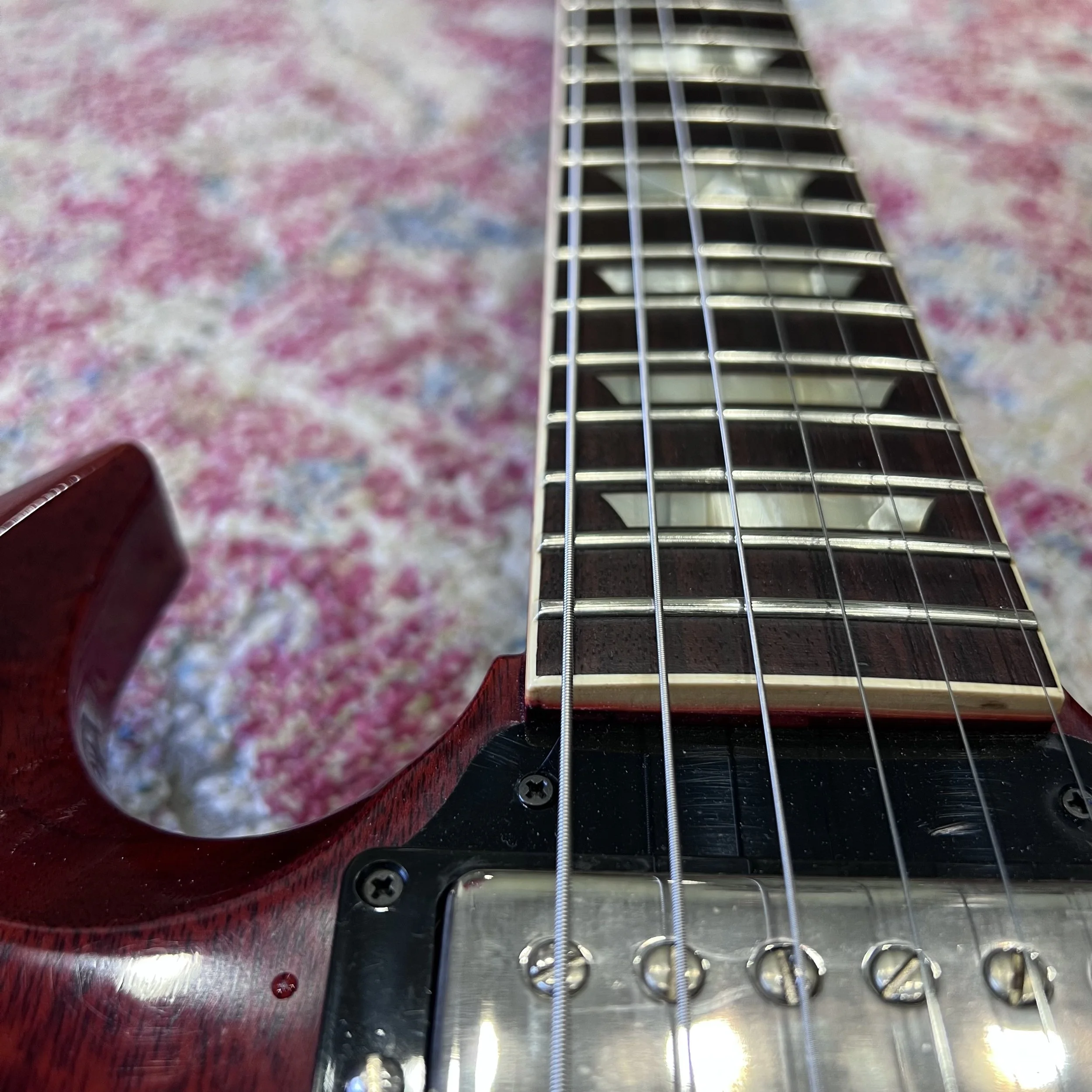 GibsonCustomSGLesPaul61StandardHeritageCherry_06.jpeg