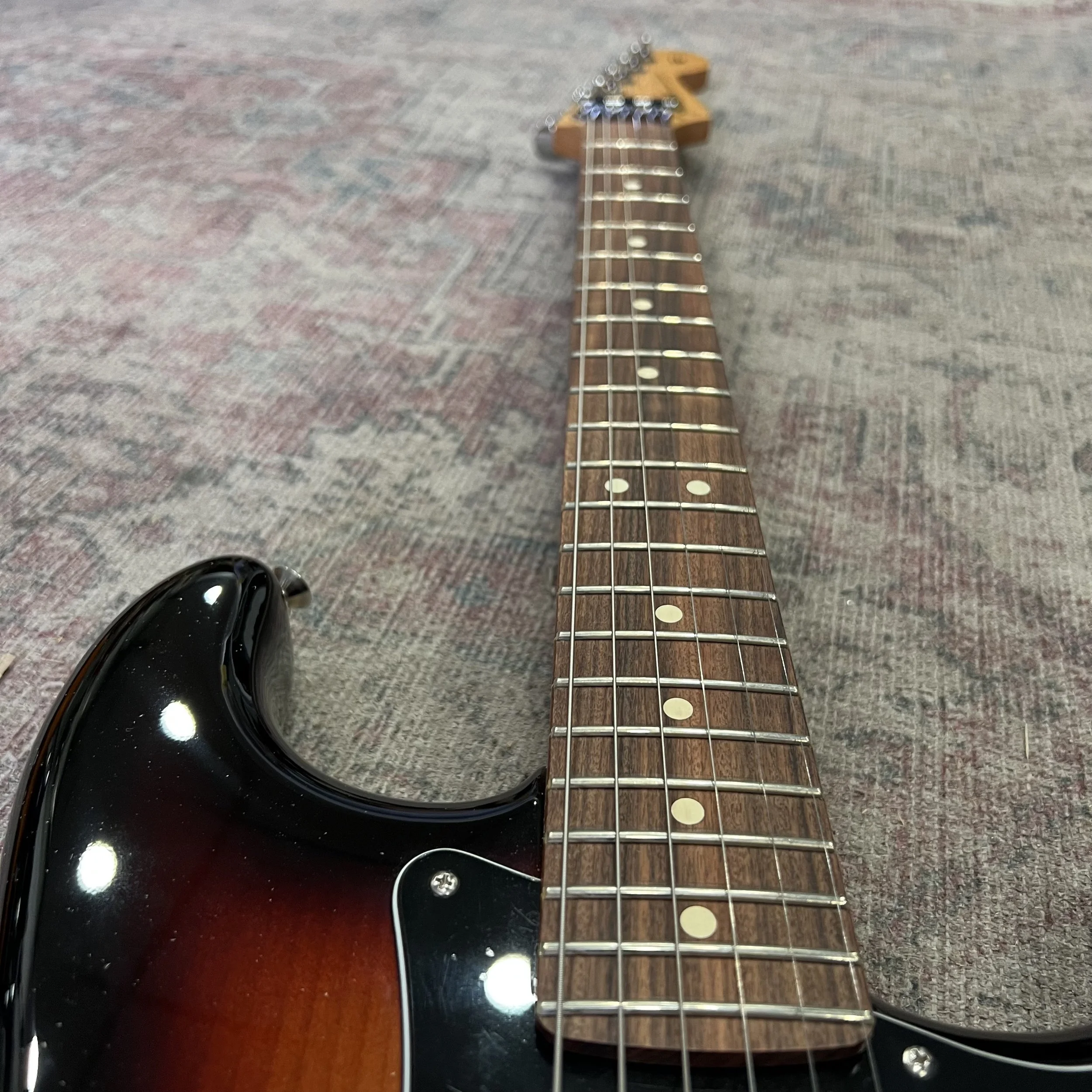 Fender-Stratocaster-MIM-Electric-Guitar-Sunburst-06.jpeg