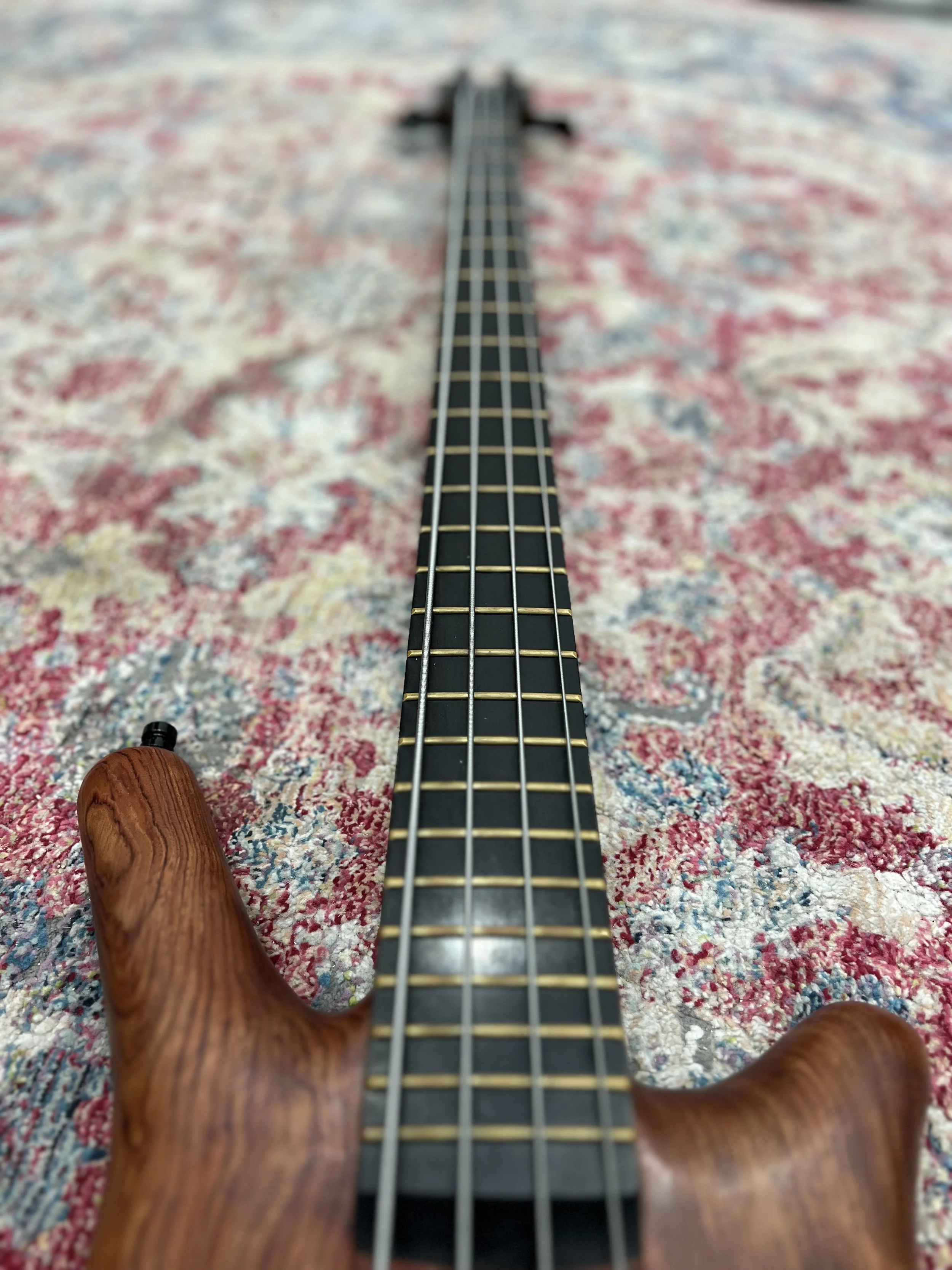 WarwickThumbBass_03.jpeg