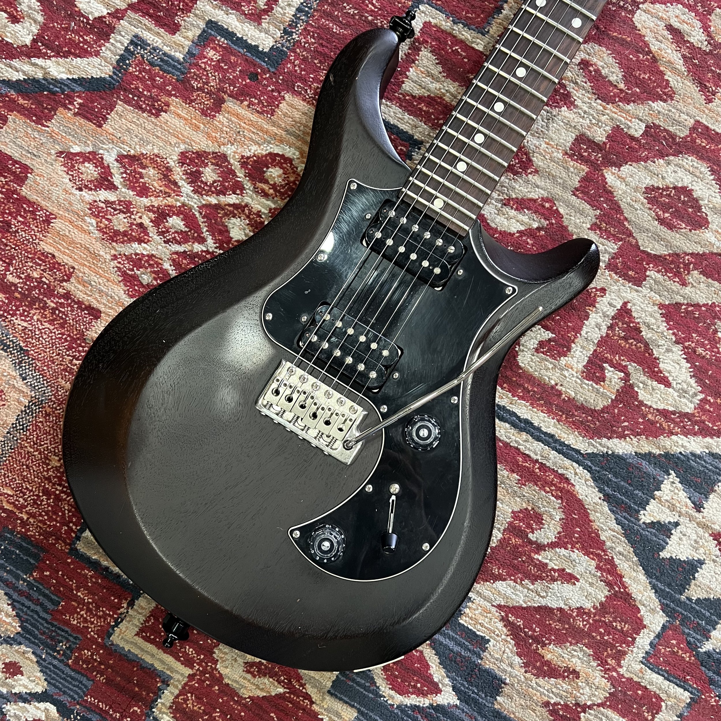 PRS-S2-Standard-Black-02.jpeg