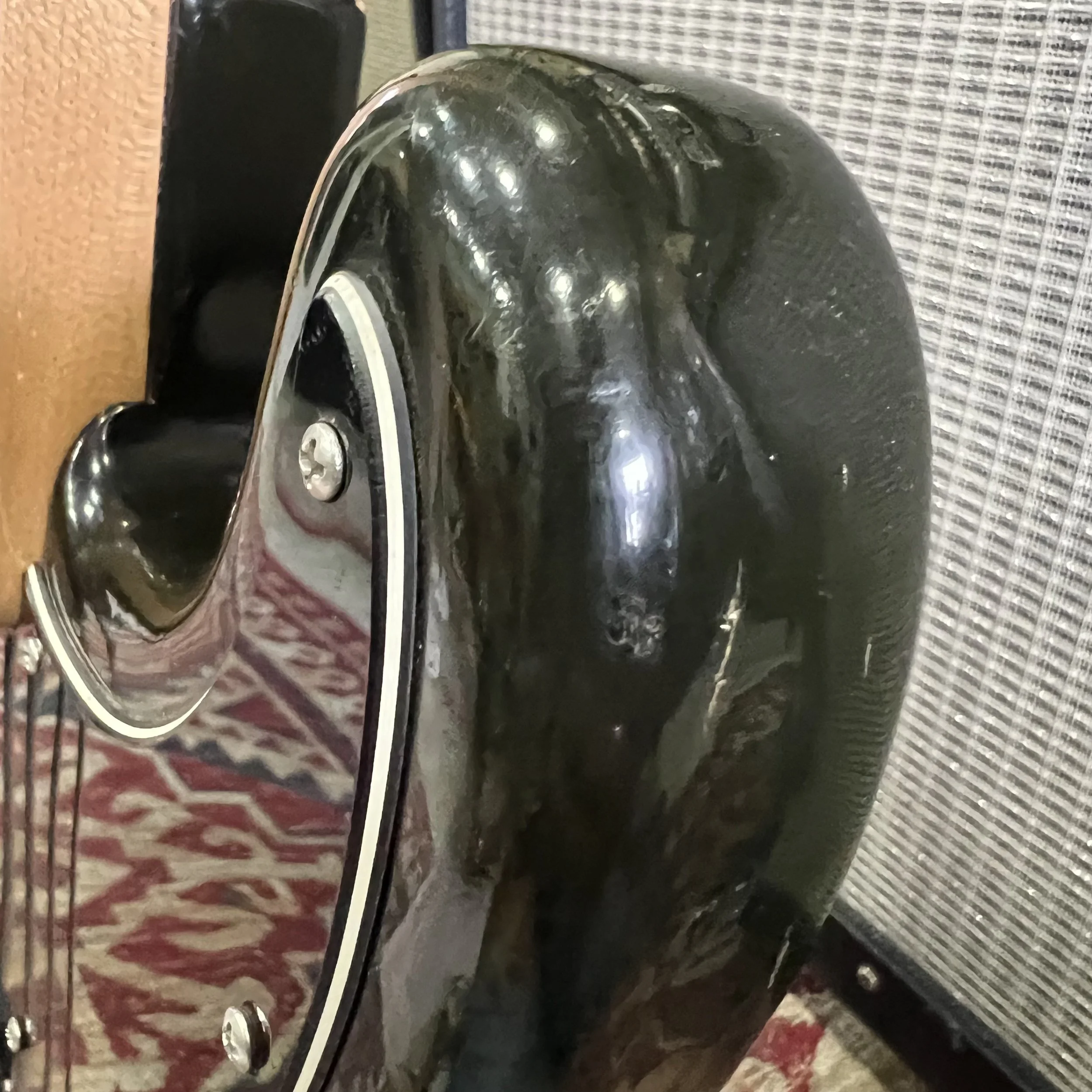 Fender-Precision-Bass-3tonesunburst-020.jpeg