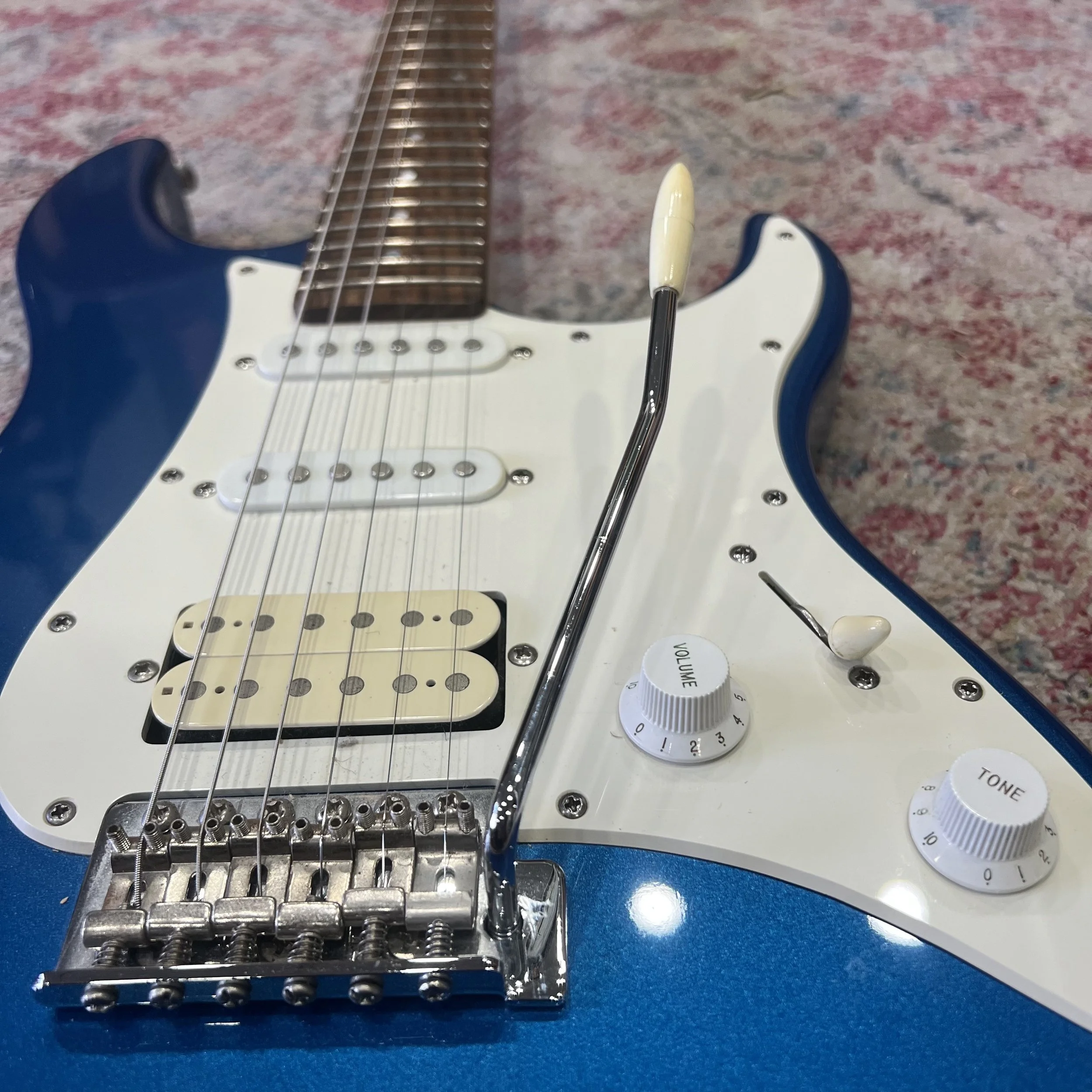 Yamaha-Pacifica-PAC012-sonicblue-04.jpeg