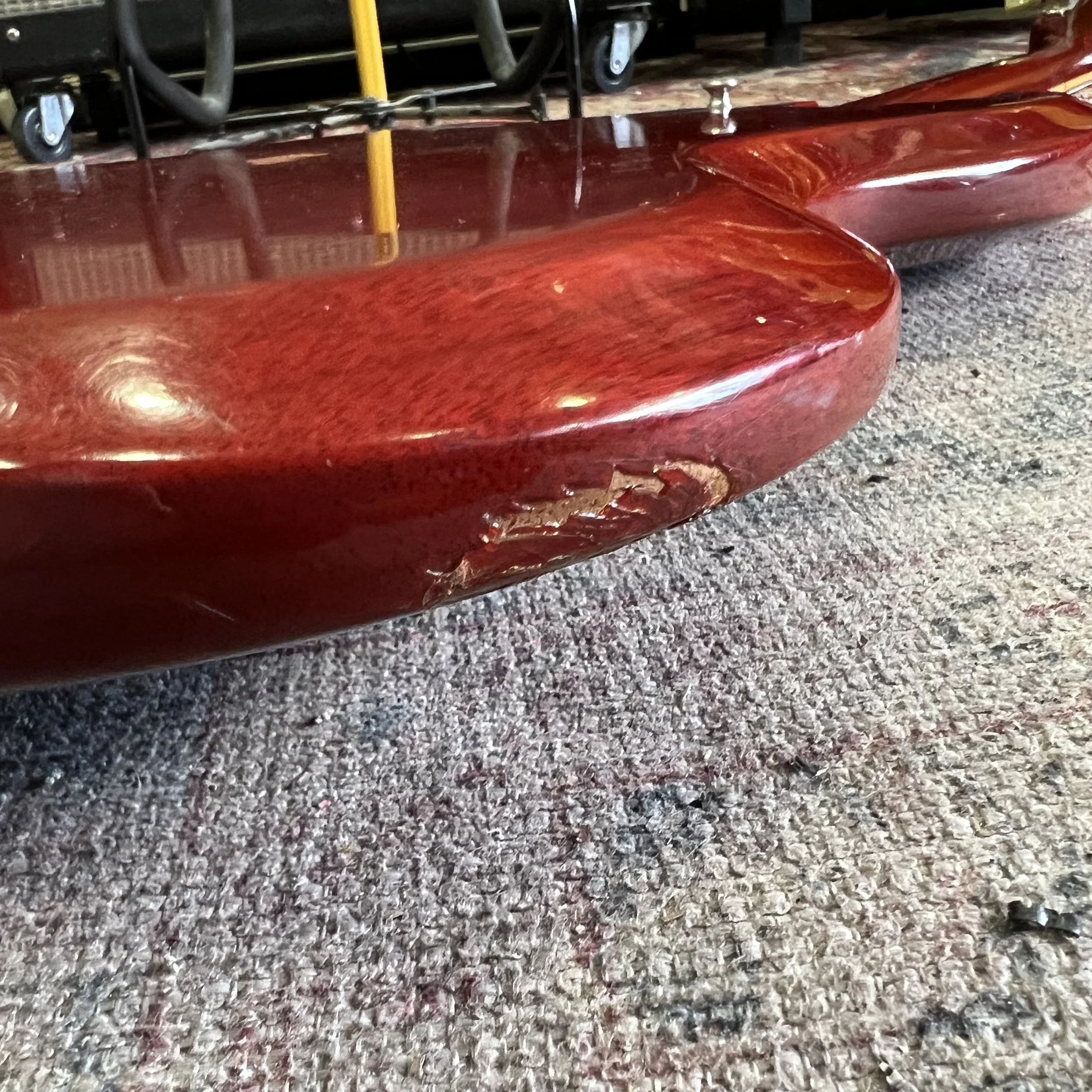 Gibson-SG-Standard-electric-Guitar-HeritageCherry-018.jpeg