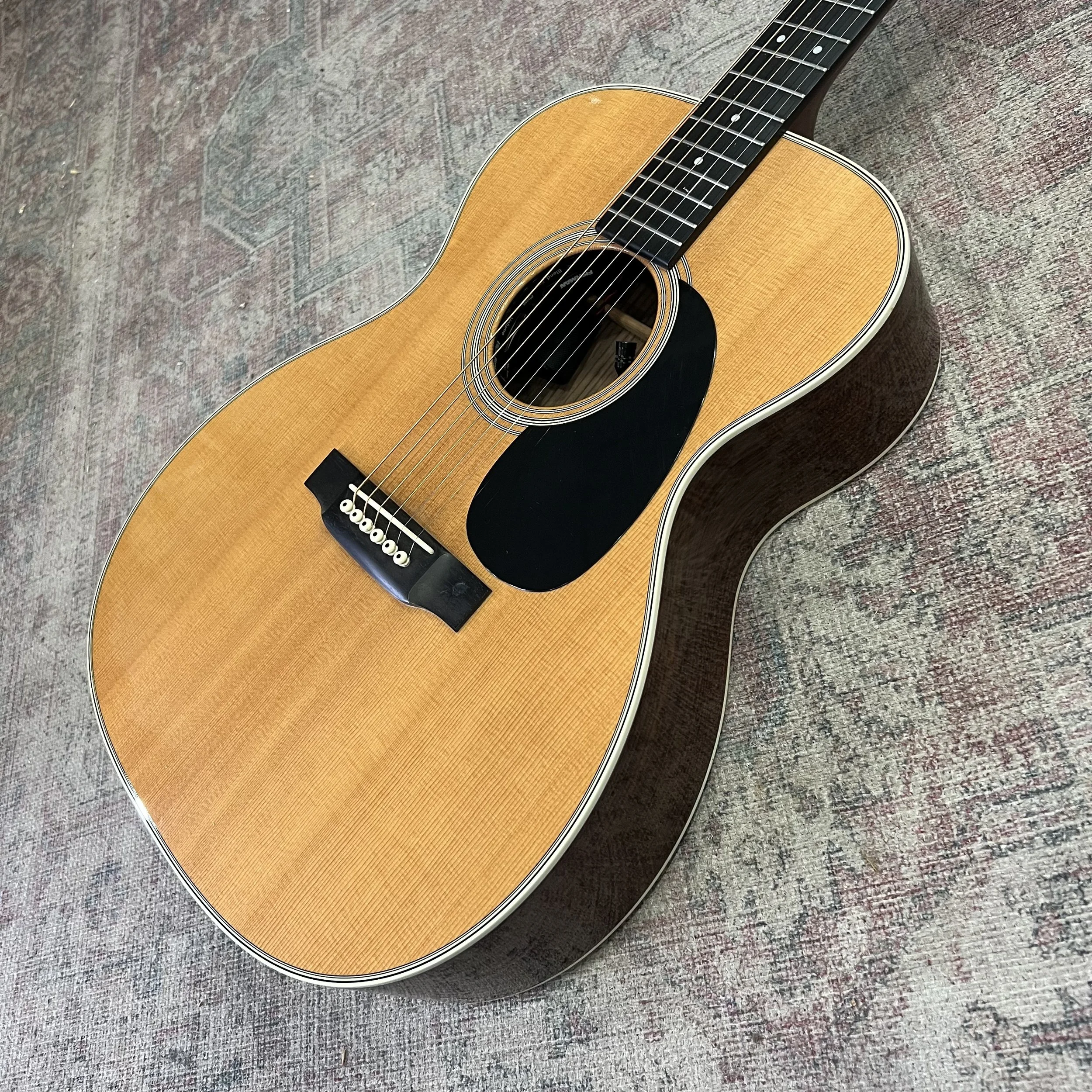 Martin&Co-00028-acoustic-natural-03.jpeg