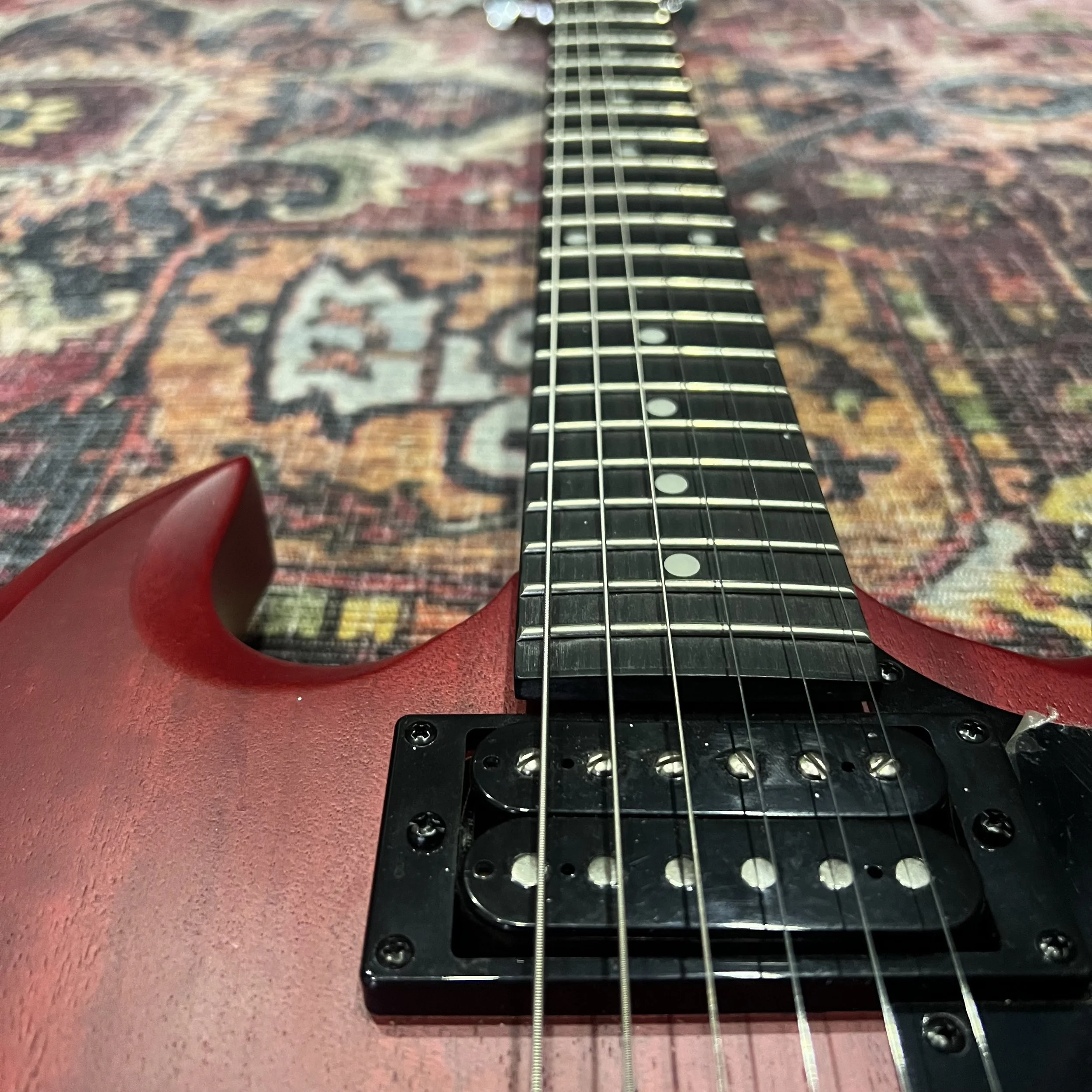 Epiphone-SG-Heriatge-Cherry-Electric-Guitar-06.jpeg