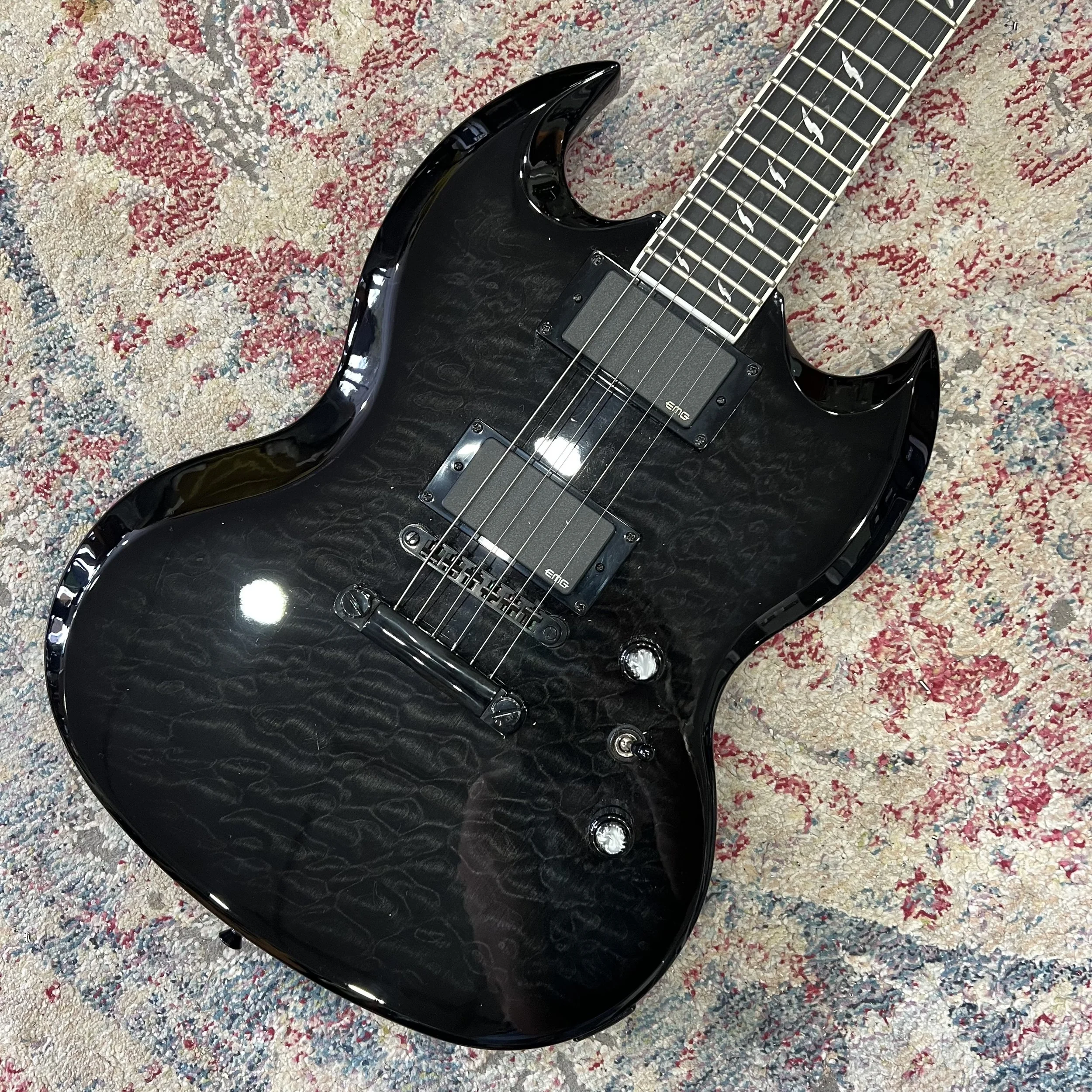 Epiphone-SG-Custom-Prophecy-Ebony-Black-Quilt-2.jpeg