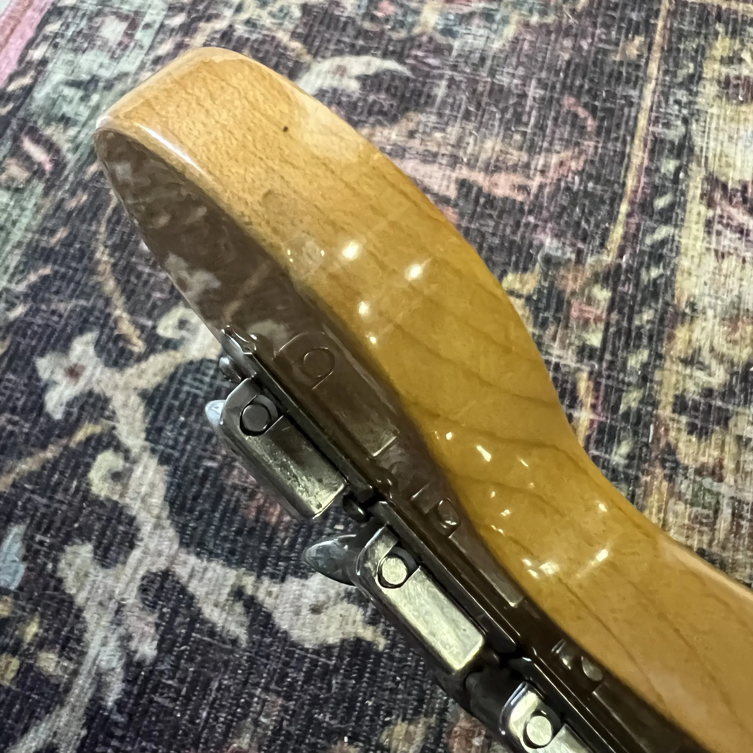 Fender-Super-Sonic-BlackGrey-Sparkle-014.jpeg