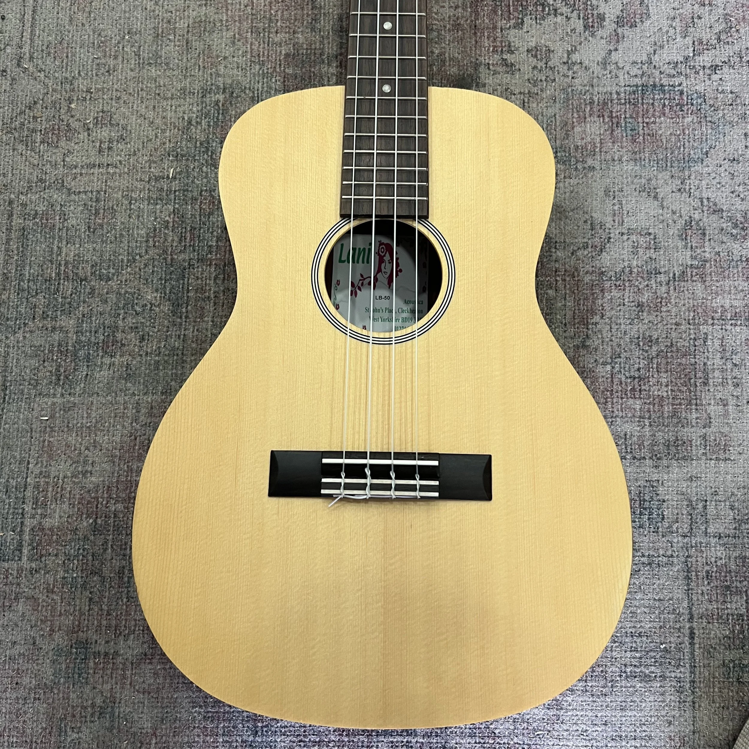 Lani-baritone-ukulele-LB50-hard-black-case-06.jpeg