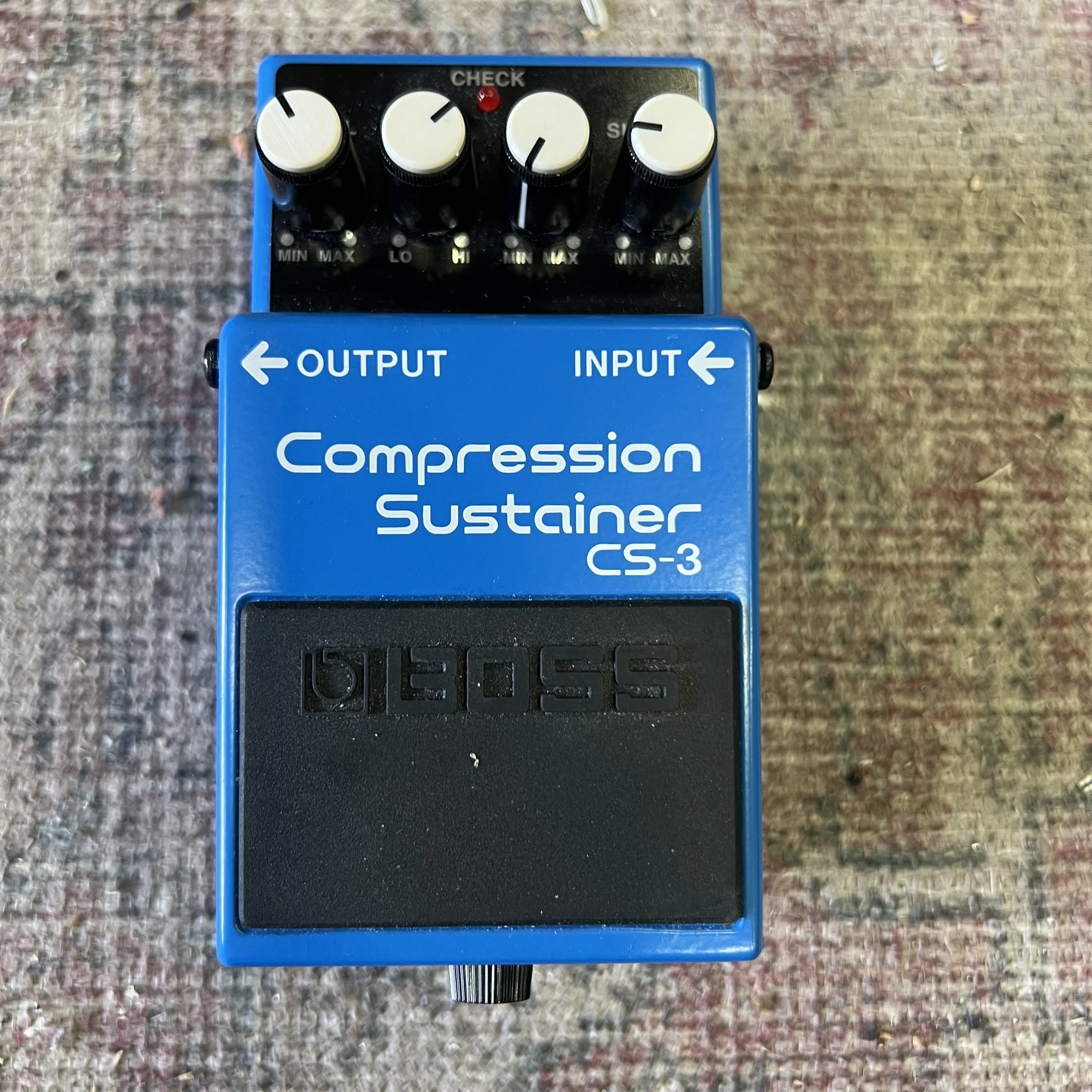 BOSS-compression-sustainer-CS3-guitar-effects-pedal-blue-01.jpeg