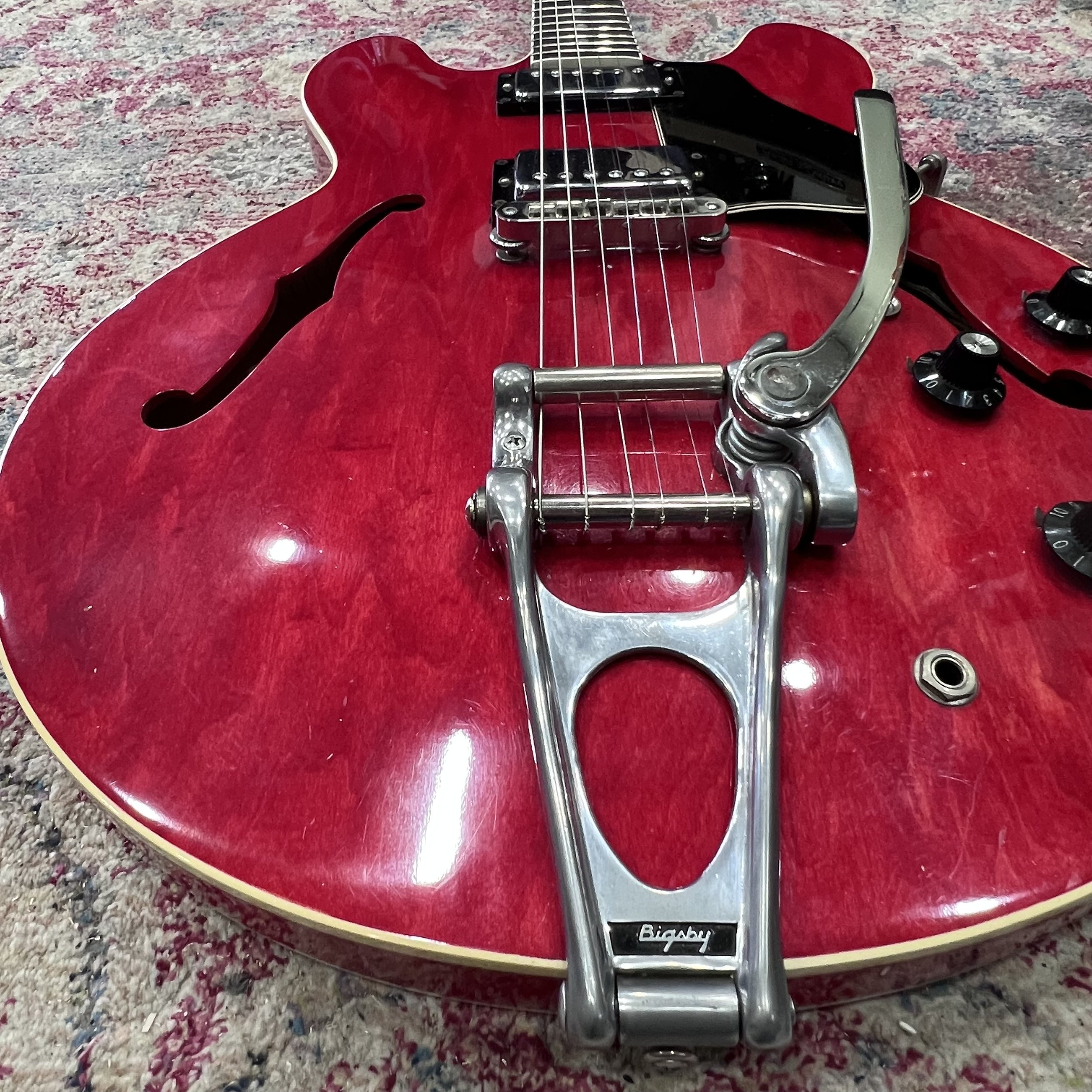 Gibson335TD_Cherry_010.jpeg