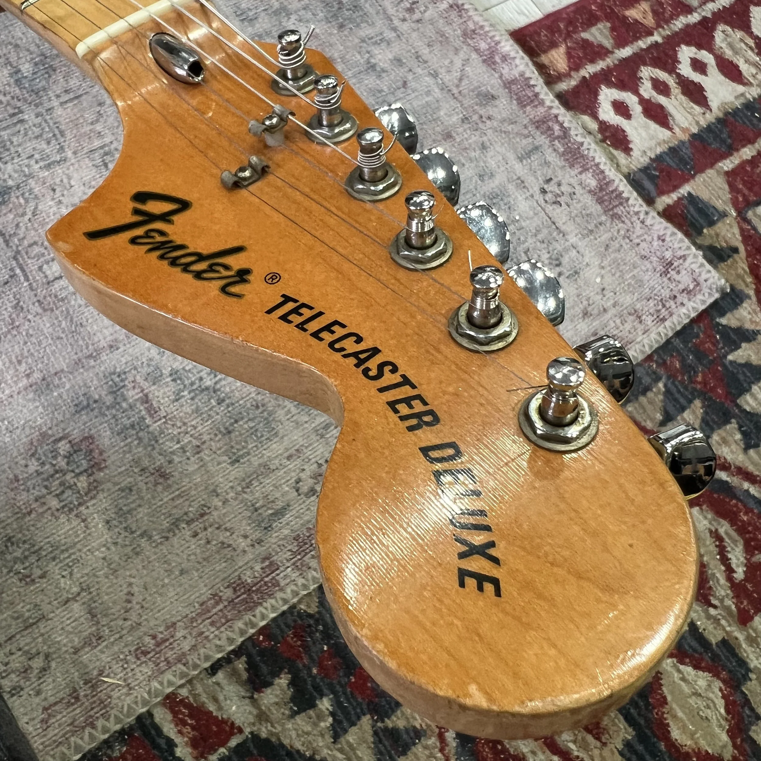 Fender-Telecaster-Deluxe-Metallic-green-Electric-Guitar-09.jpeg