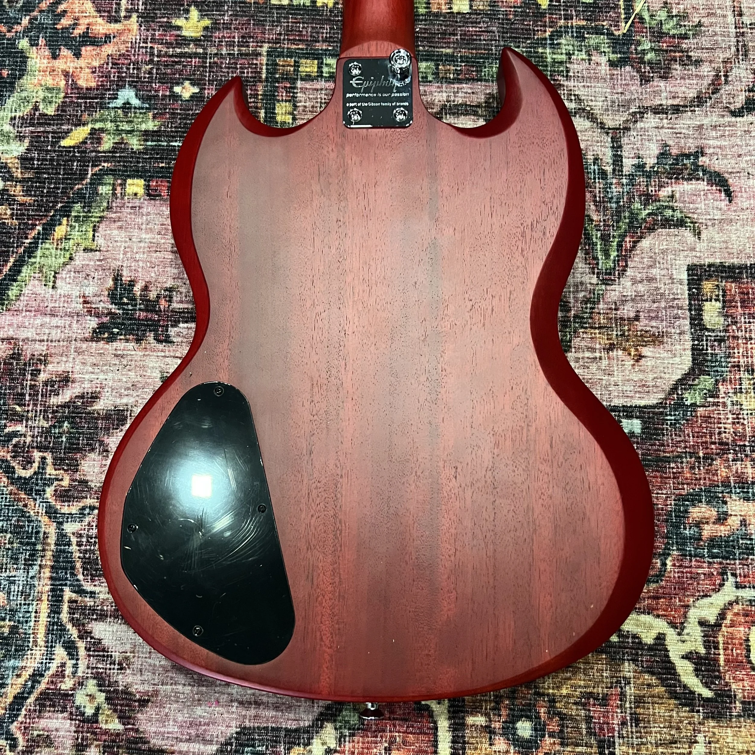 Epiphone-SG-Heriatge-Cherry-Electric-Guitar-09.jpeg
