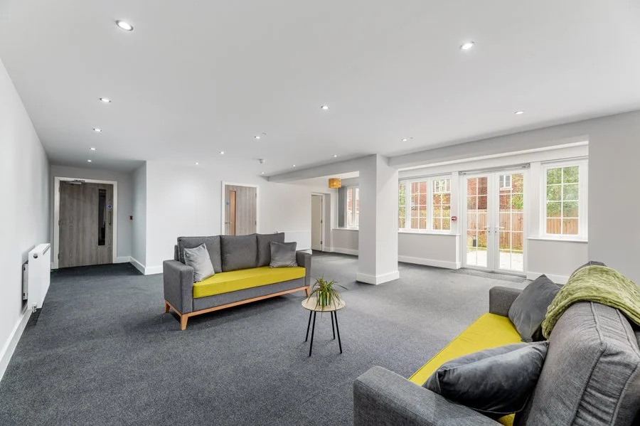 Oakview Lodge Living Space