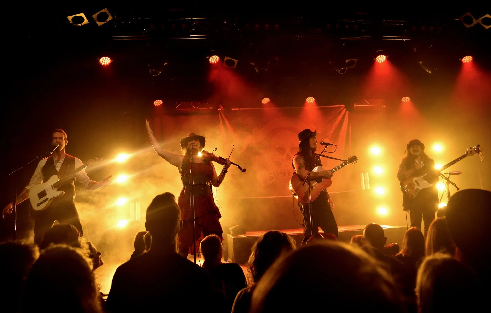 2025-10-25 (60) Sunfire @  Filthy Folk Festival, Bibelot.jpg
