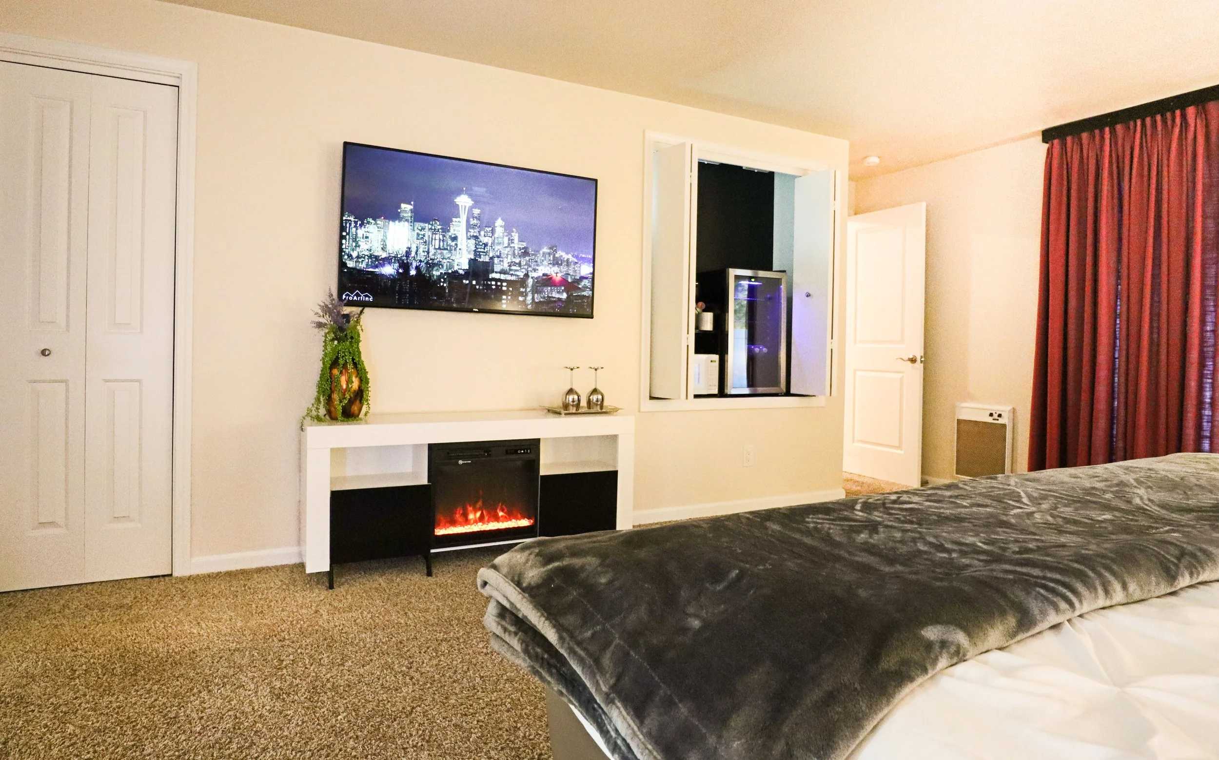 Bedroom Opposite of Bed.jpg