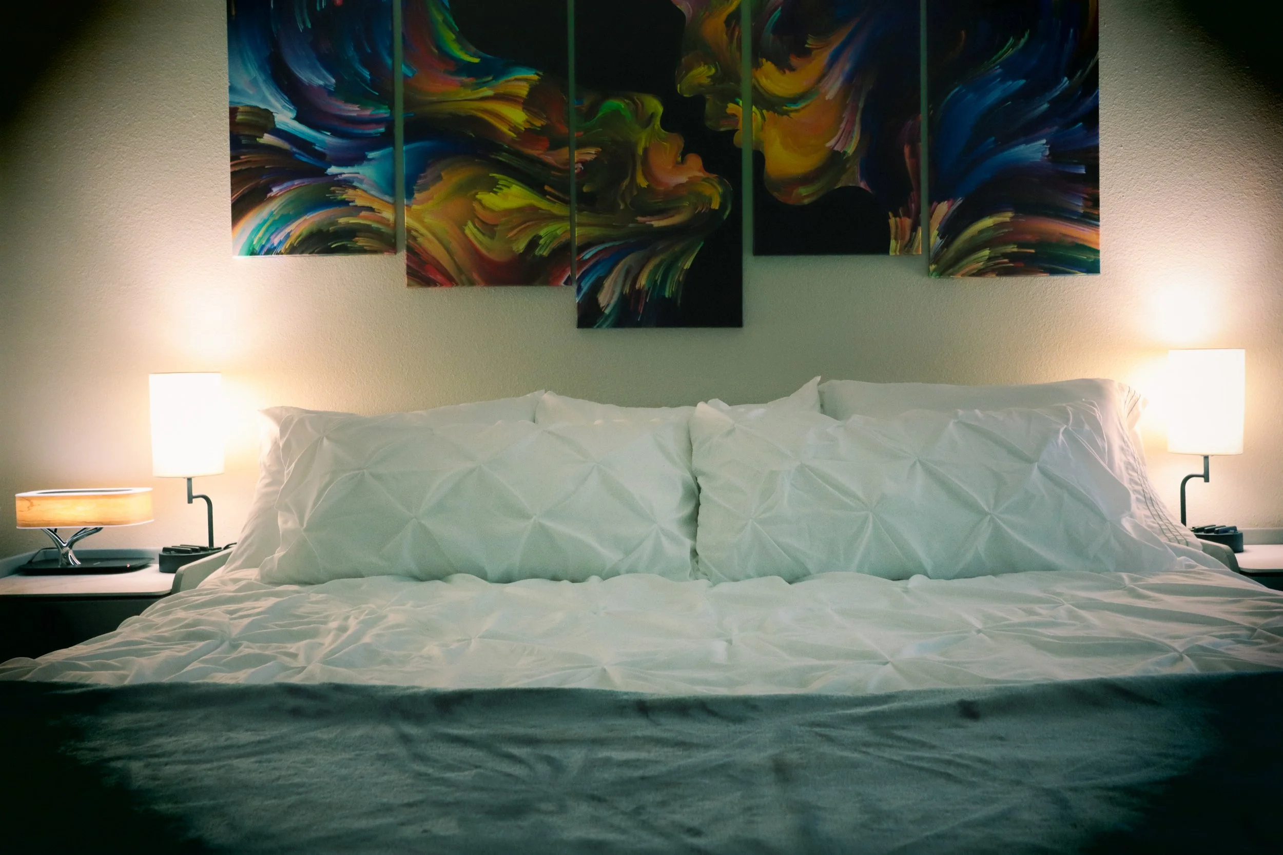 Bed Front Close-up.jpg