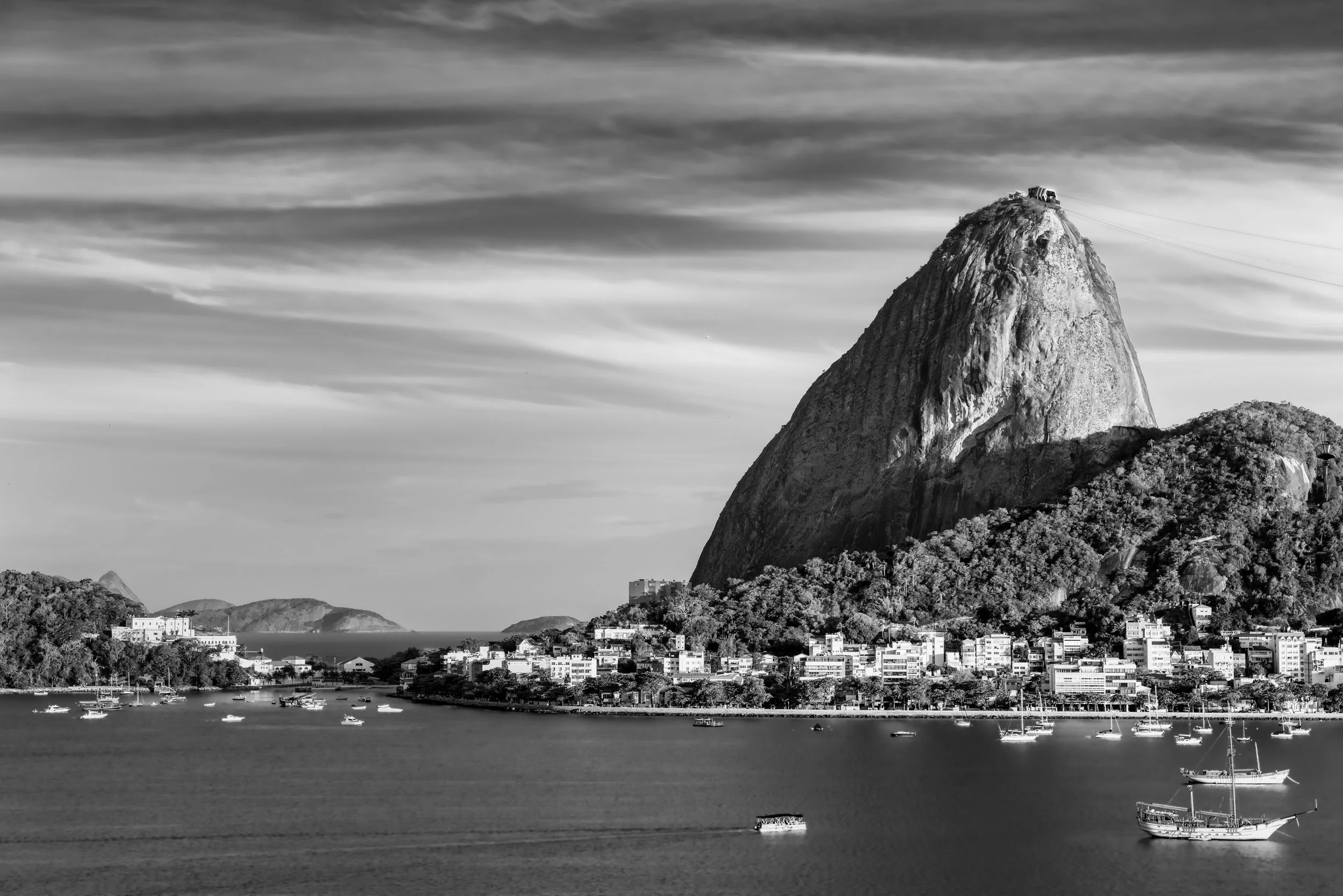 Black and white Sugar Loaf urban photography in Rio de Janeiro by Alberto Magaglio