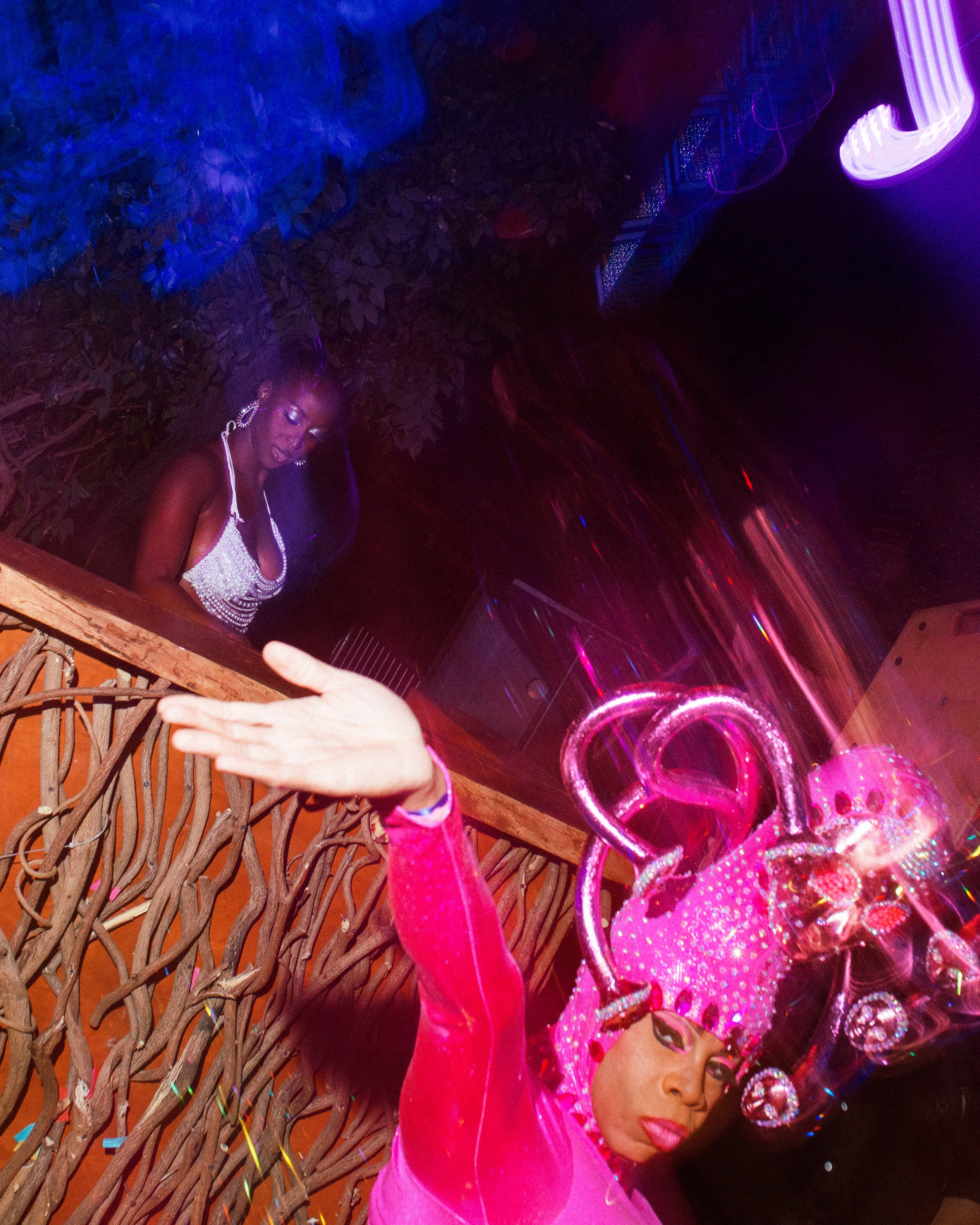 Ultramaroon_4.8.26_NYC_RolandFitz-4.jpg
