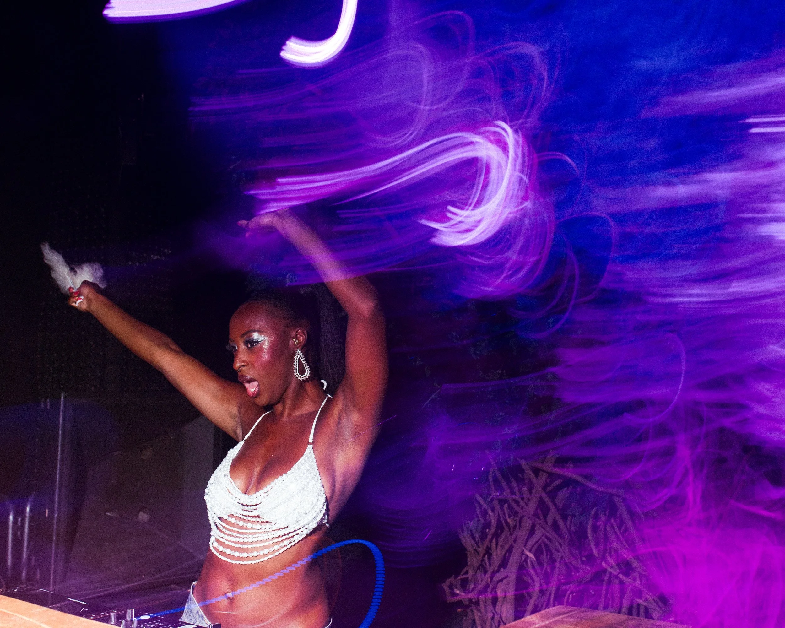 Ultramaroon_4.8.26_NYC_RolandFitz-3.jpg