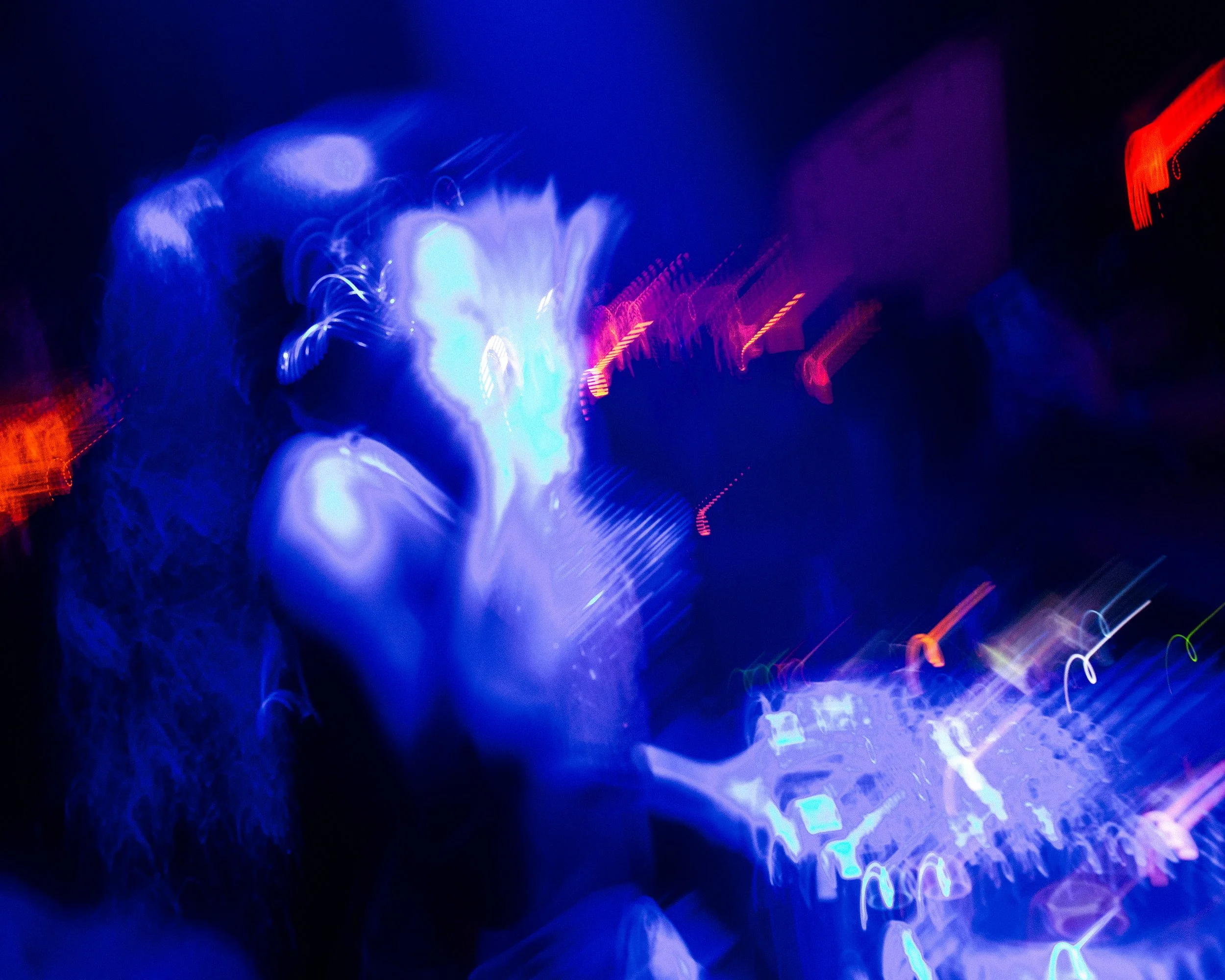 Ultramaroon_4.8.26_NYC_RolandFitz-7.jpg
