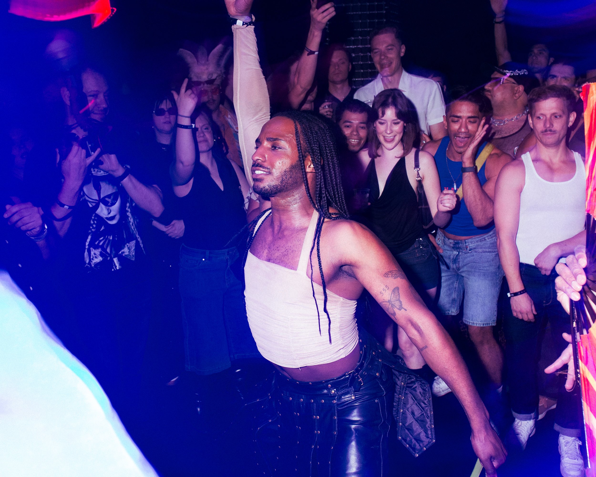 Ultramaroon_4.8.26_NYC_RolandFitz-18.jpg
