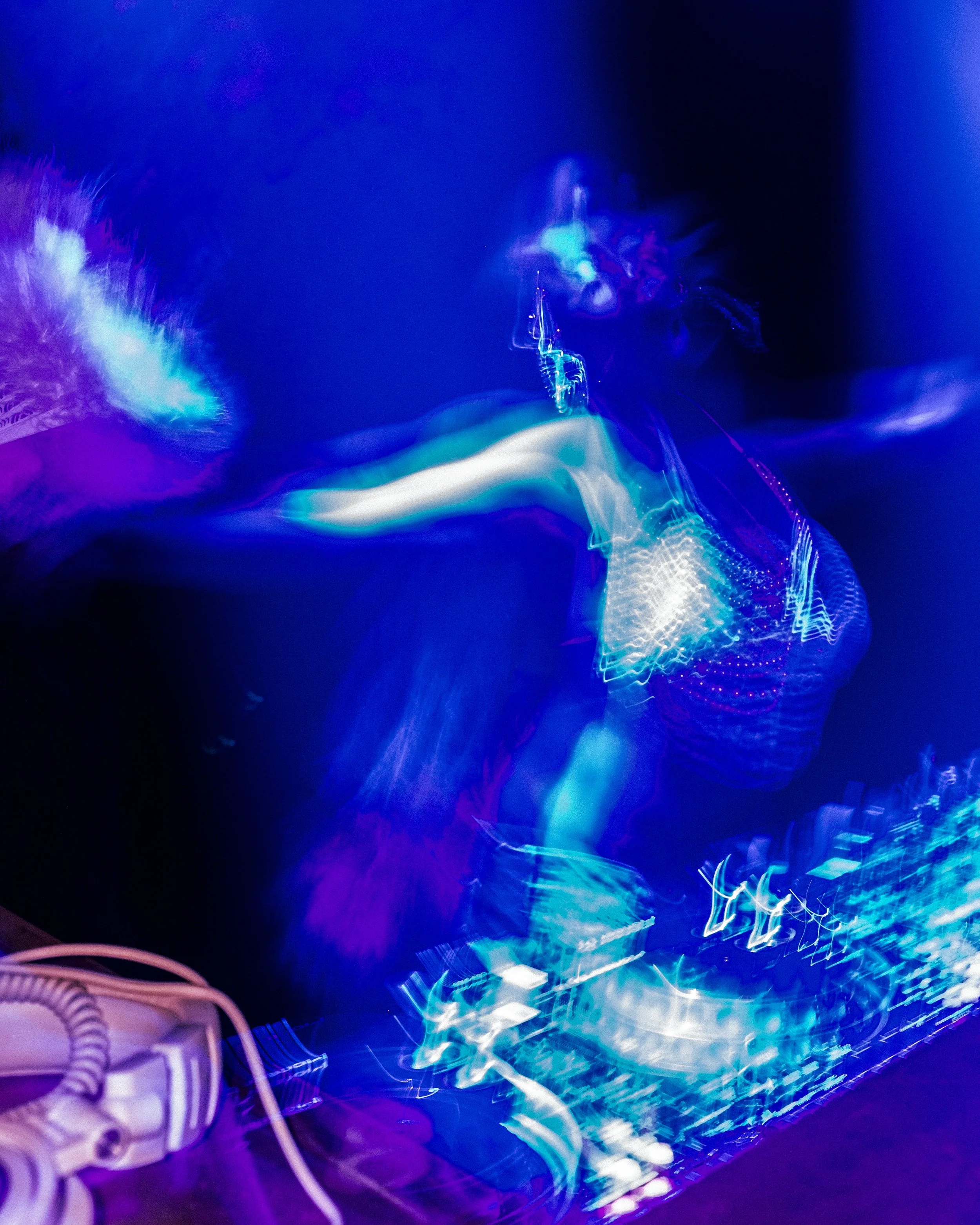 Ultramaroon_4.8.26_NYC_RolandFitz-73.jpg