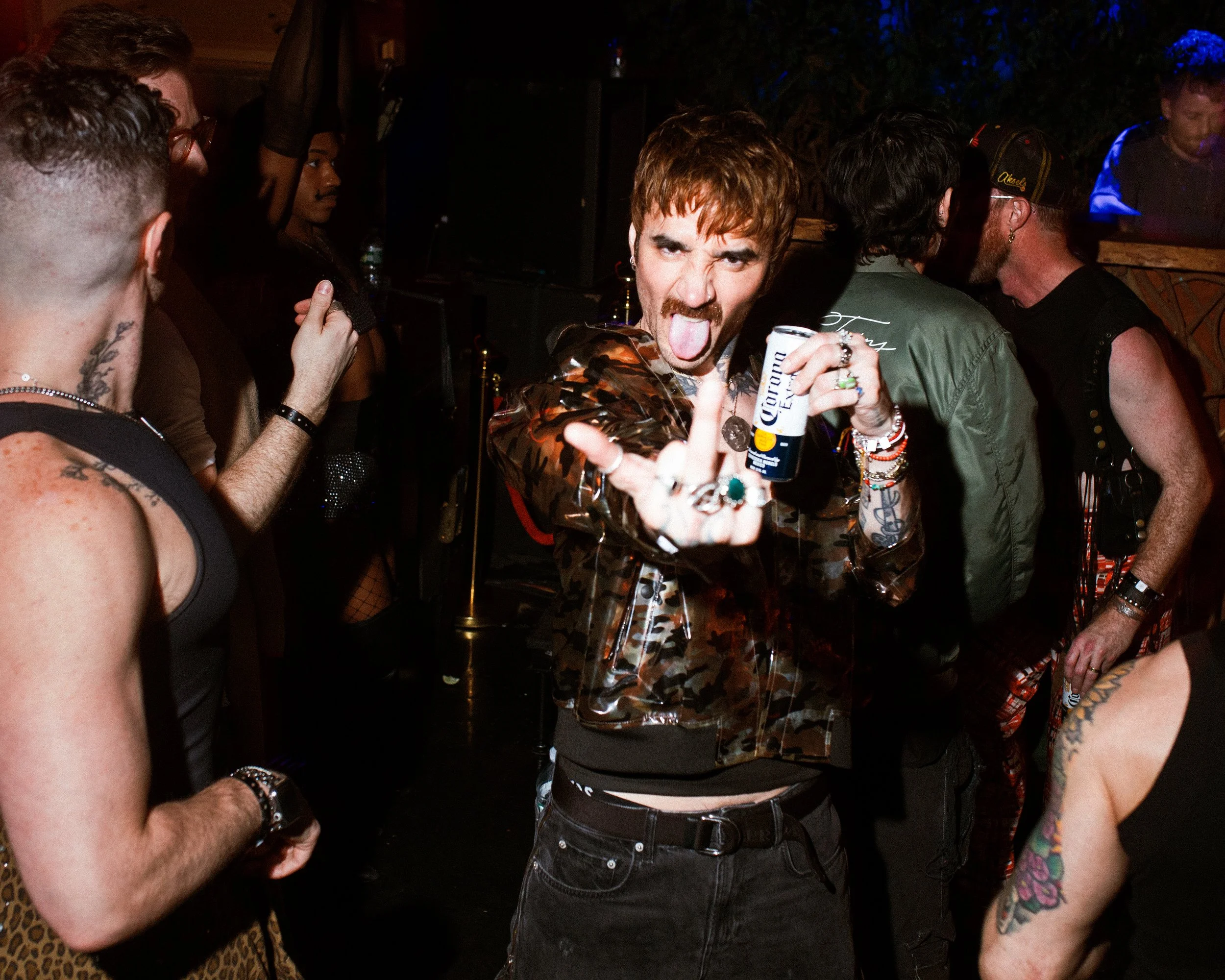 Ultramaroon_4.8.26_NYC_RolandFitz-77.jpg